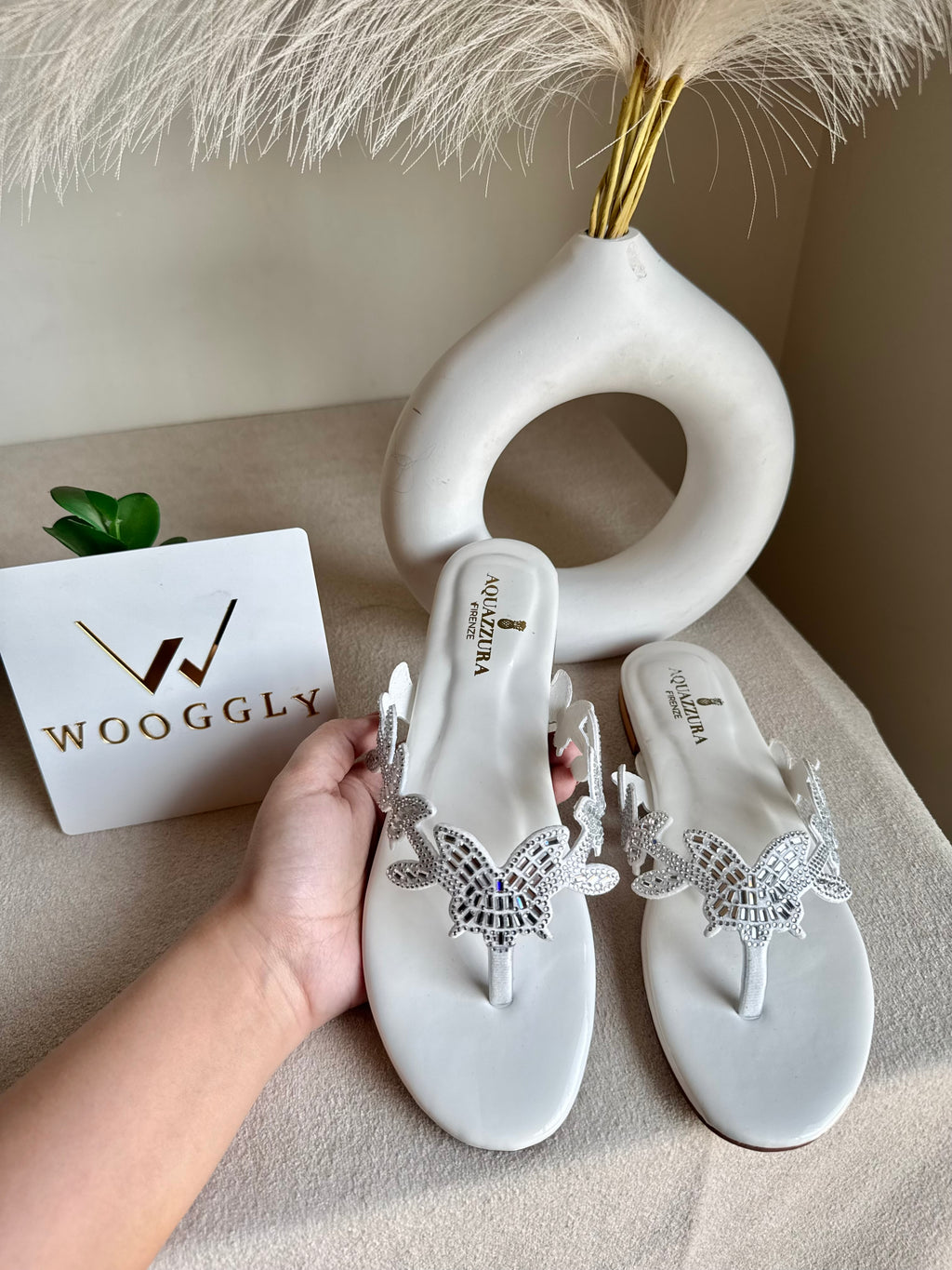 Aquazzura Pretty Slides - White