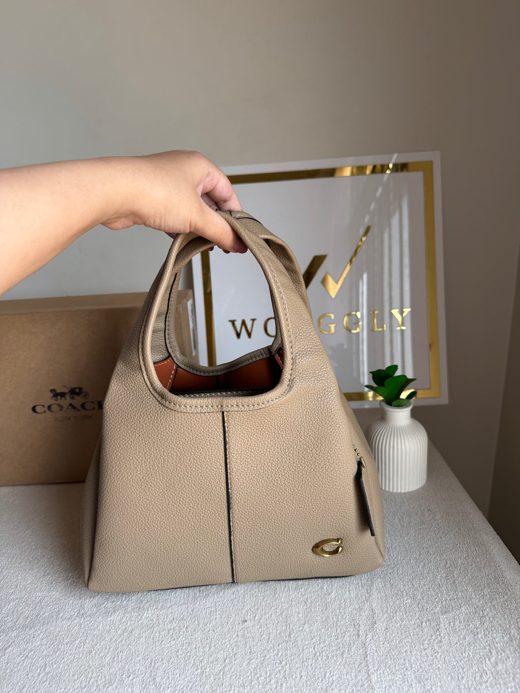 COACH Lana Beige - BOX PACKING