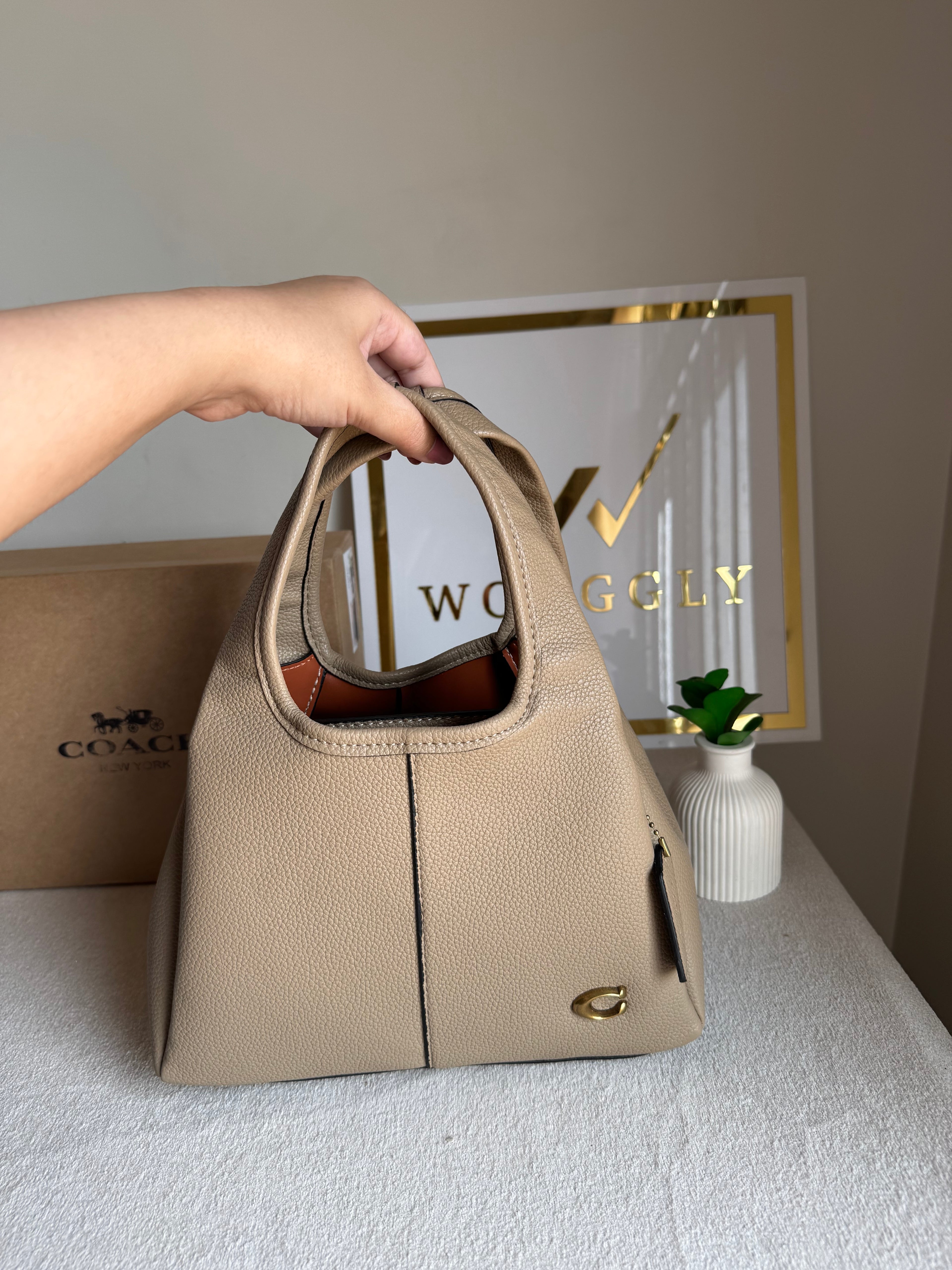 COACH Lana Beige - BOX PACKING