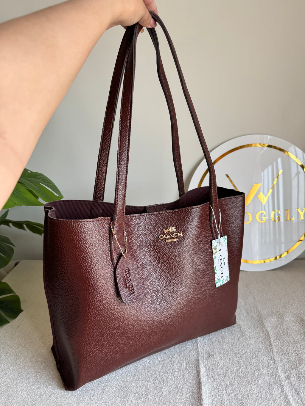 COACH Solid Tote Bag - Chocolate Brown