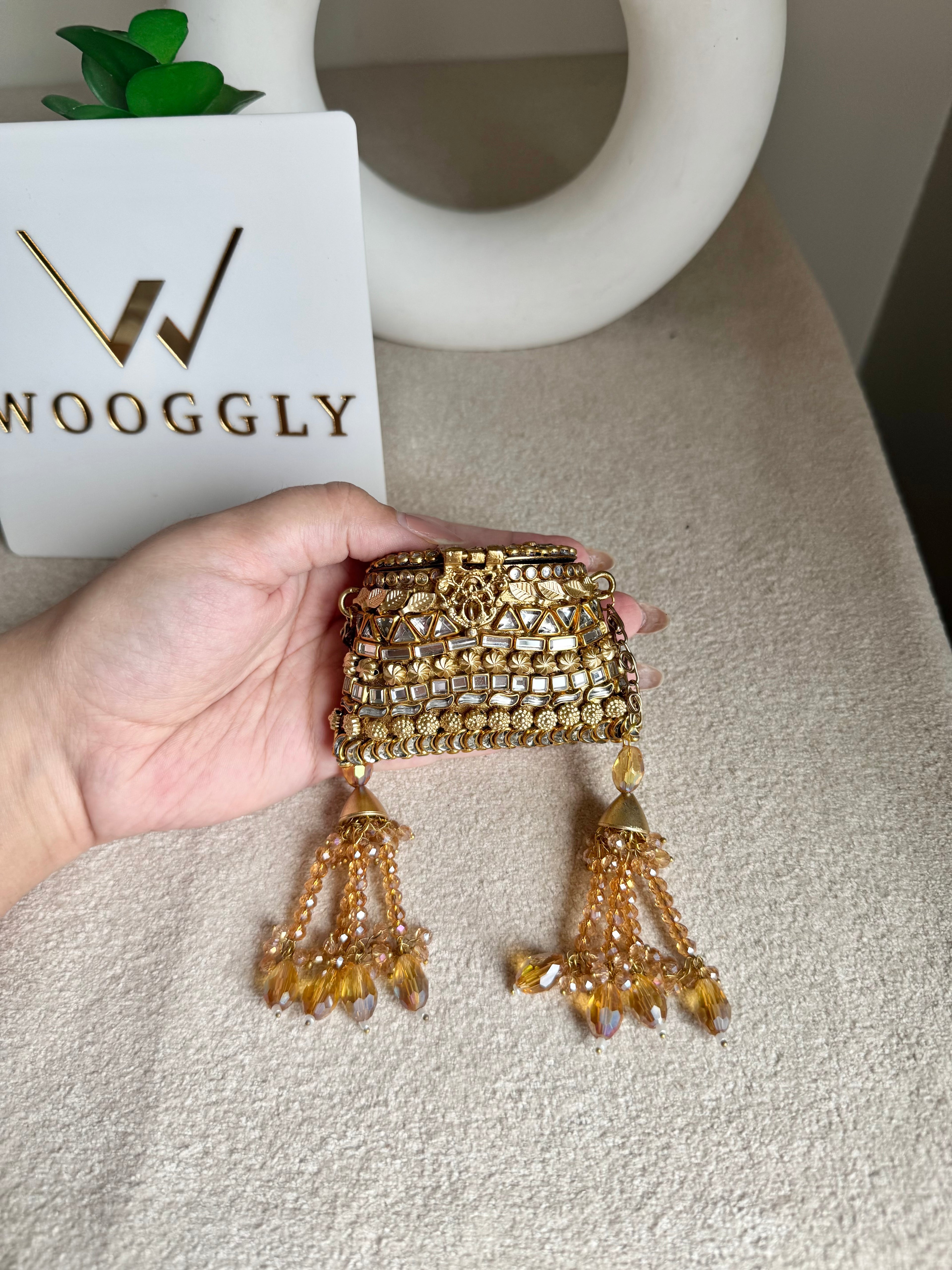 Viral Mini Clutch Lovelle - Gold with Kundan