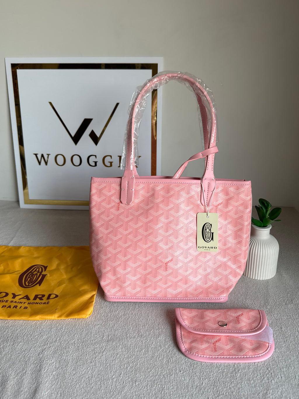 Go Yard Tote Bag - Small Pink with Magnetic Box