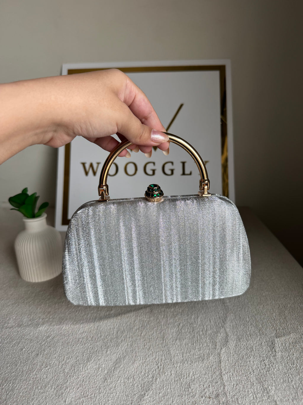 Satin Glow Clutch (Silver)