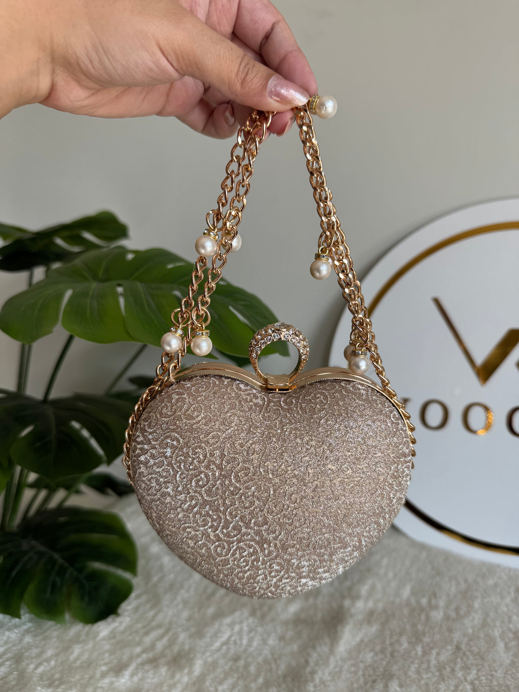 Heart Luxury Clutch - Gold