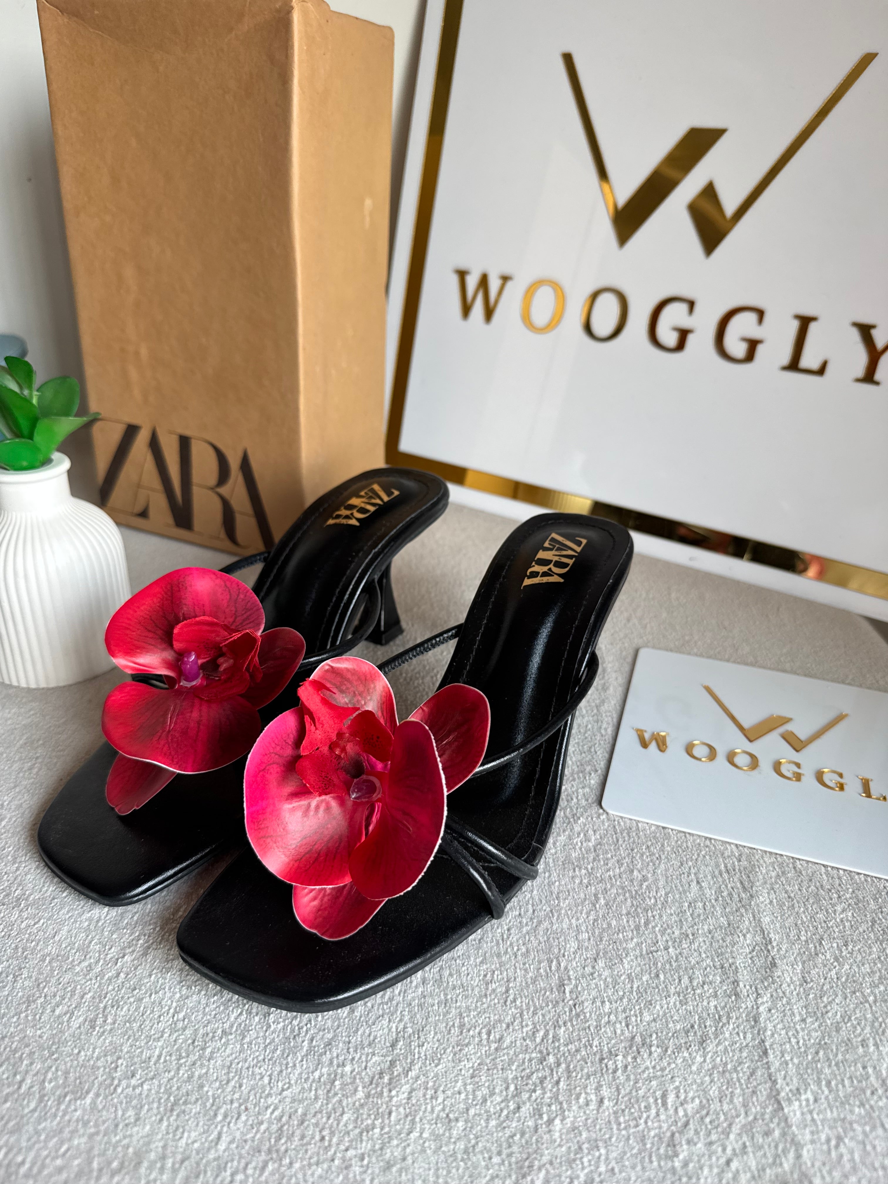 Zara Flower Heels BLACK WITH RED with Brand Box