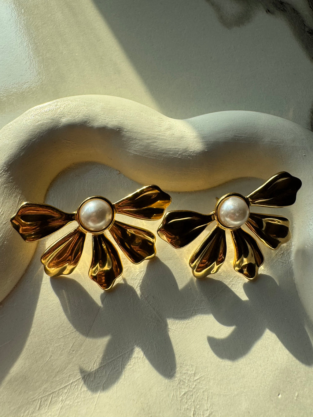 Floral Dreams - 18K Gold Plated