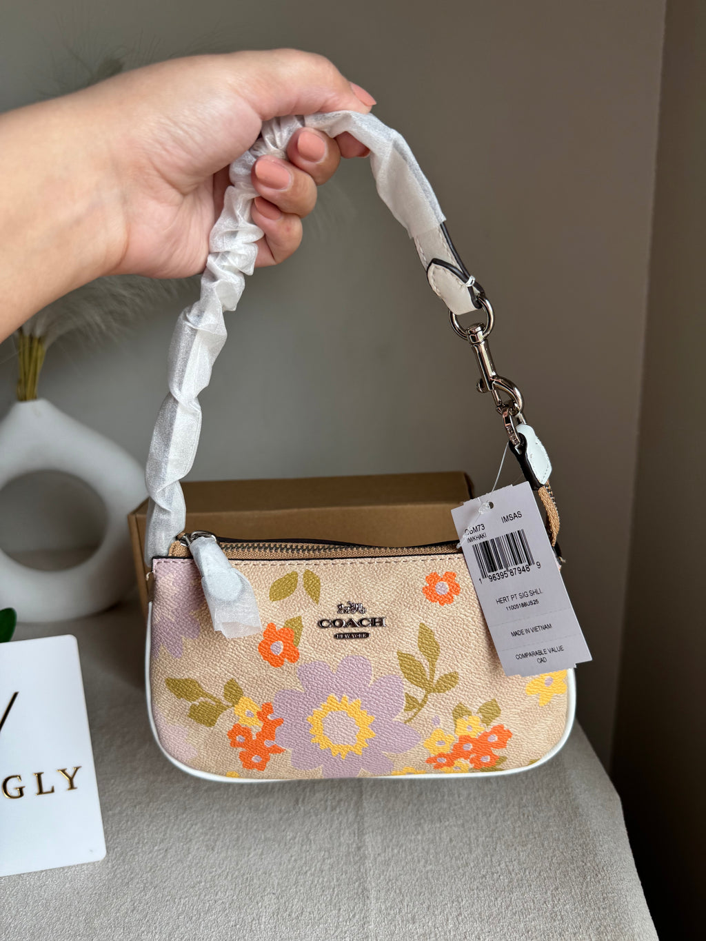 Nolita 19 Signature Canvas with Cute Summer Floral - BOX PACKING