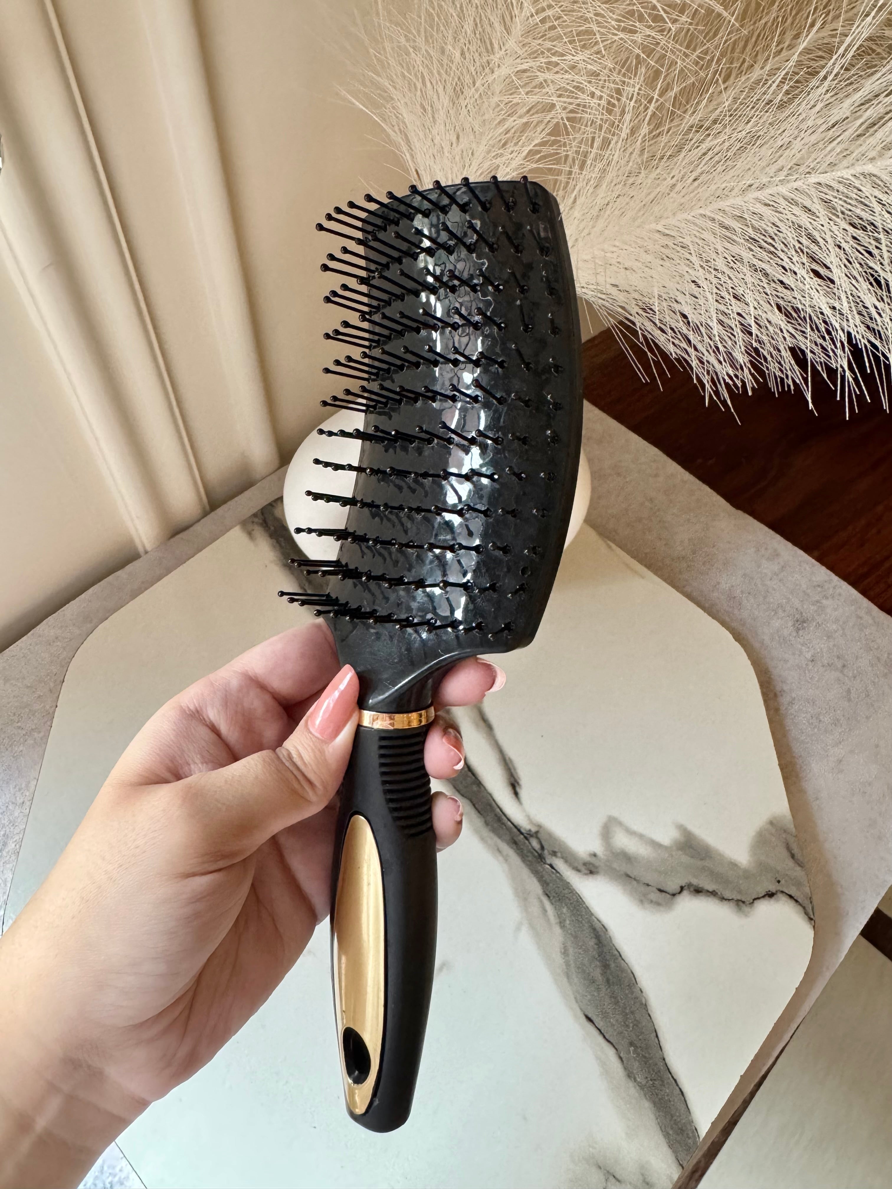 Detangle Hair Brush - Black & Gold