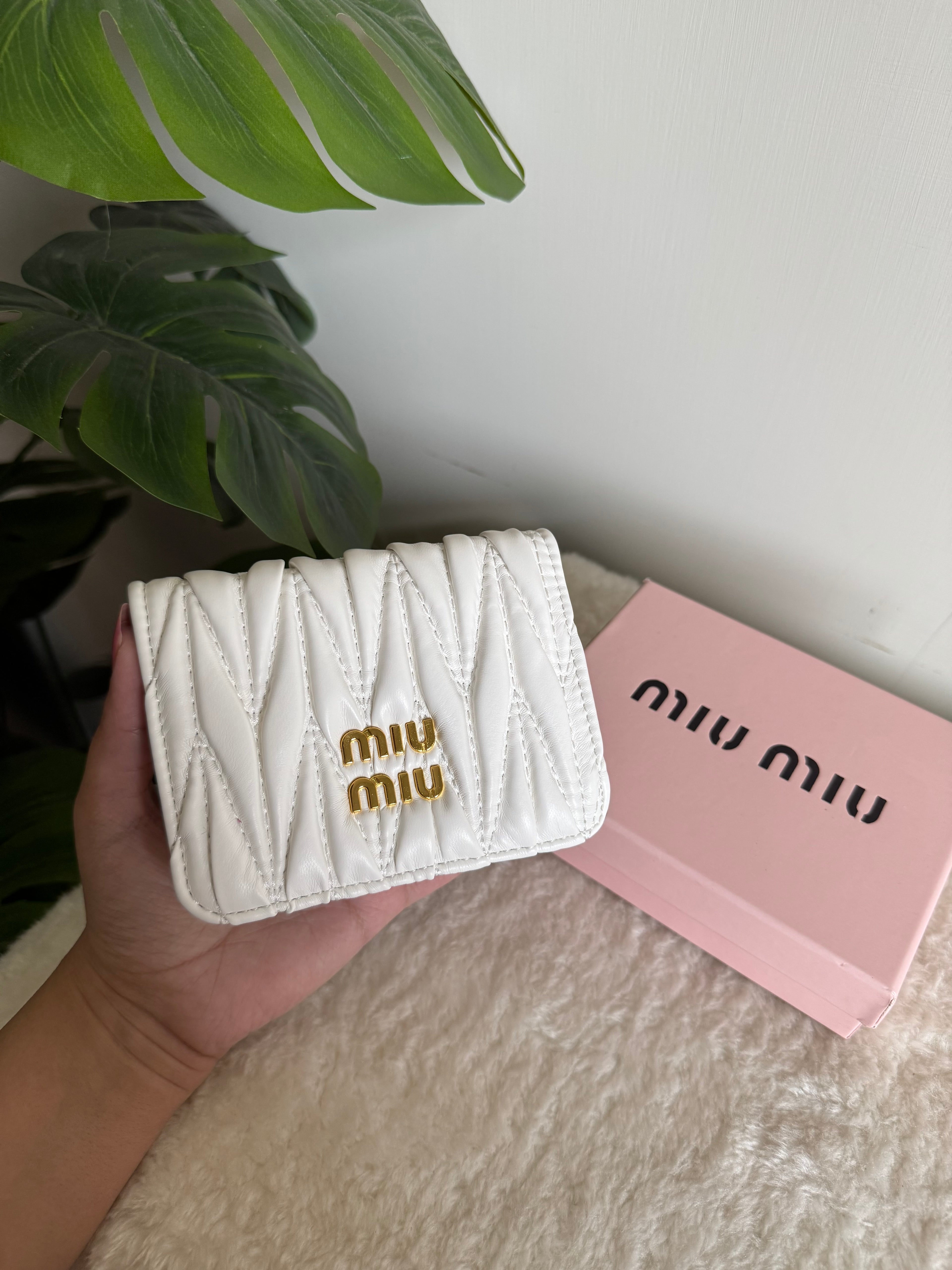 Miu Miu Wallet with Detachable Chain - White