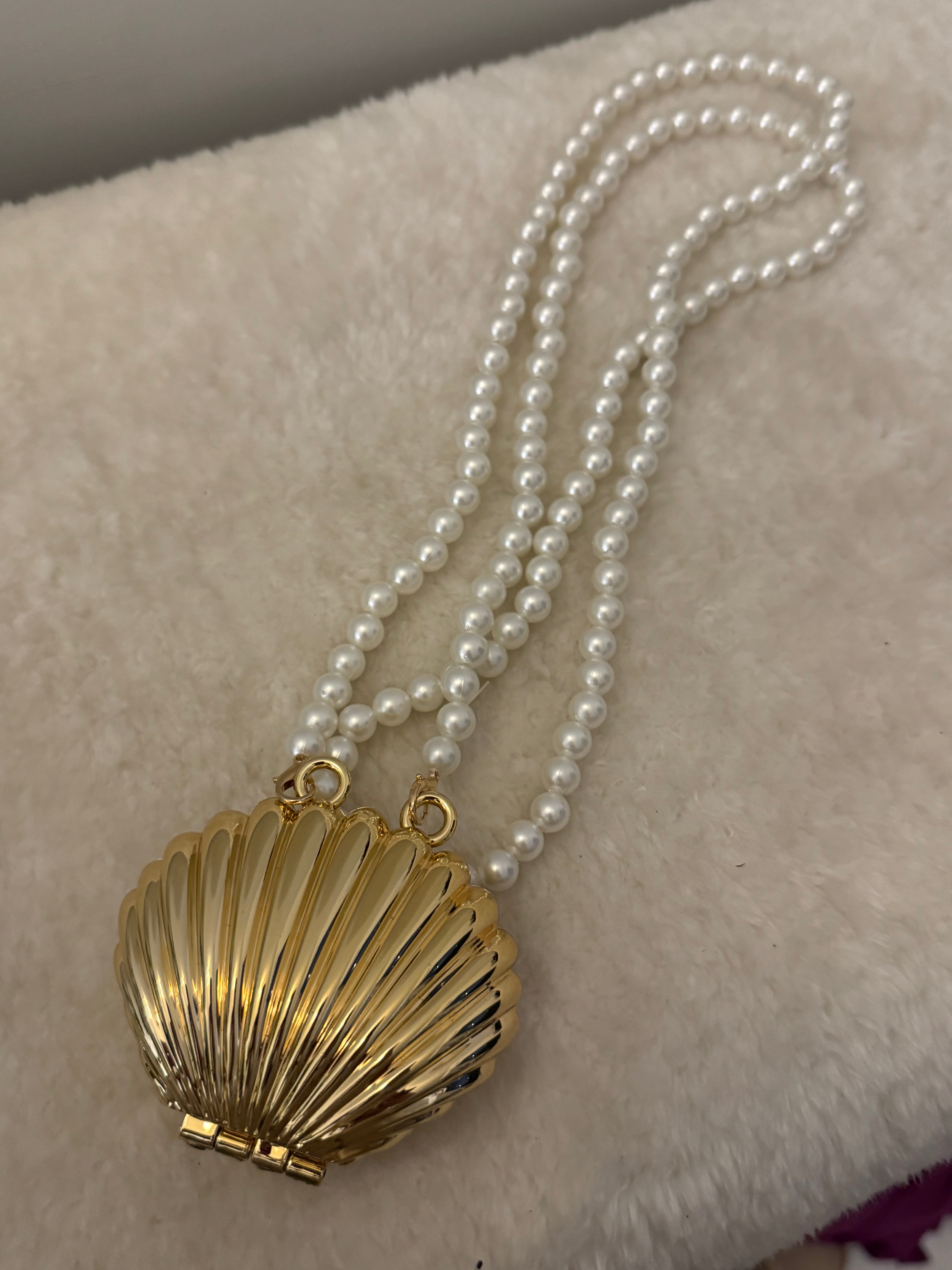 Shell Acrylic Clutch with Pearl Chain - Gold