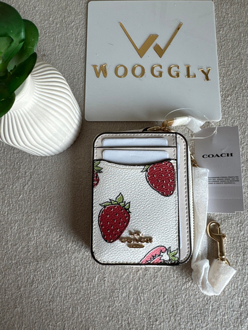 Coach Zip Card Case - Strawberries