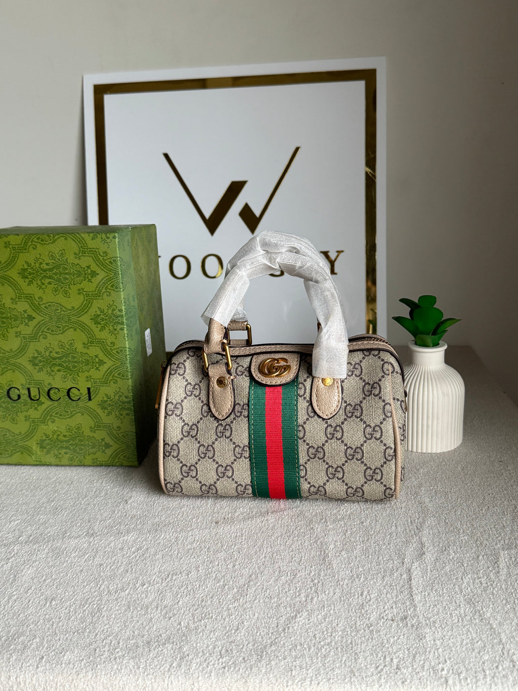 Gucci Mini Duffle Bag - Beige