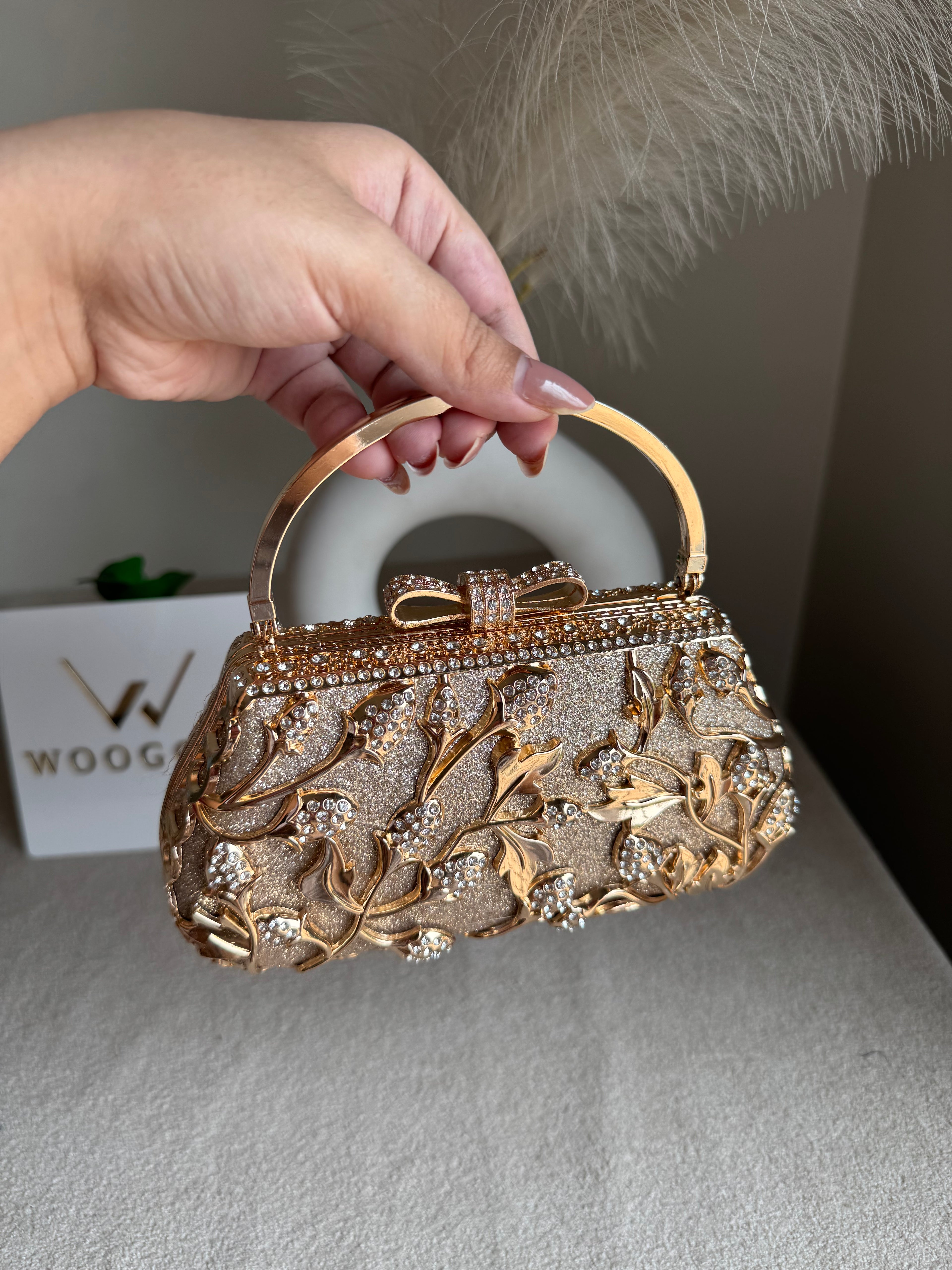 Aria Clutch Metal Clutch Champagne