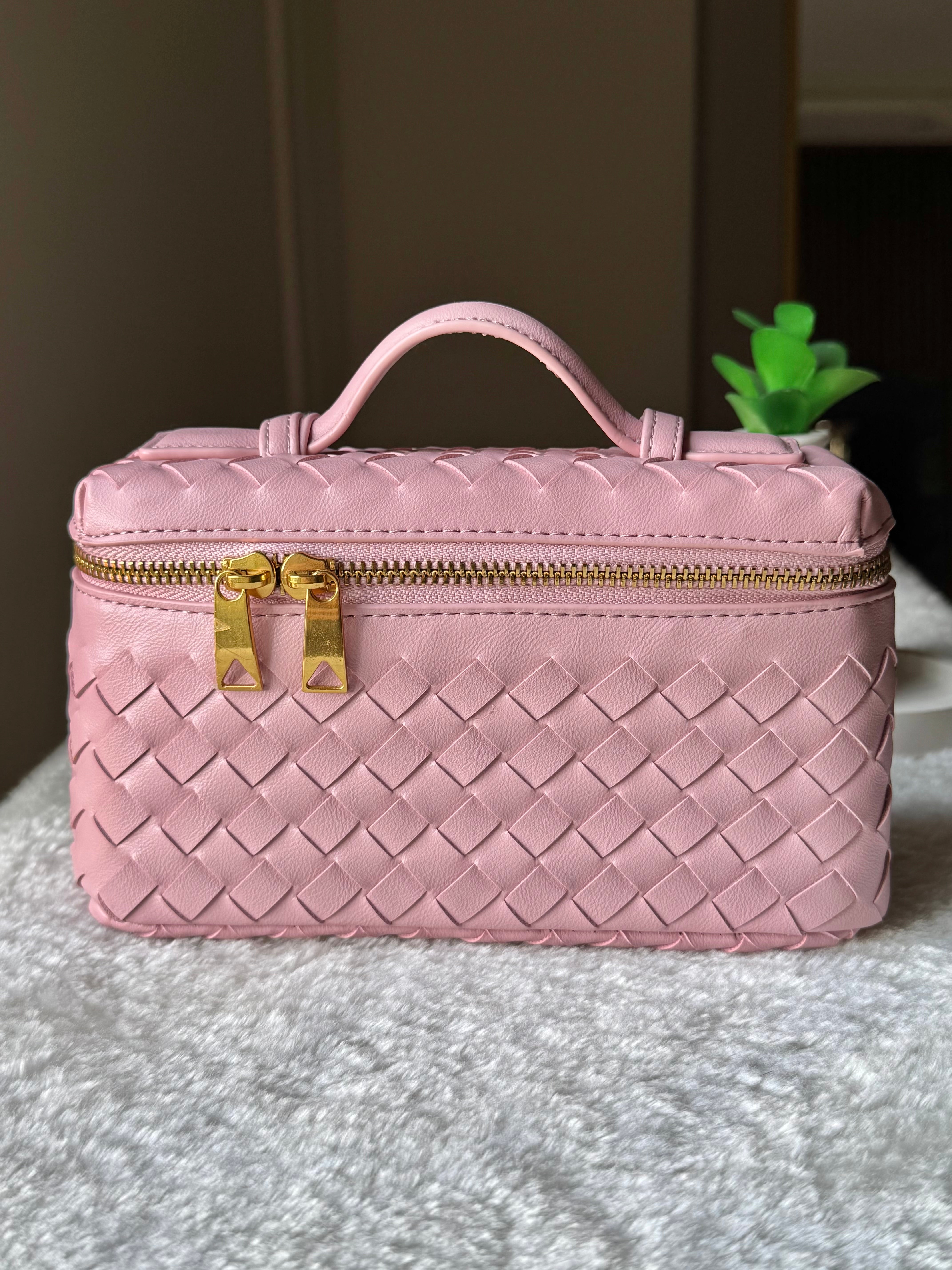 JW Pie Woven Bag with Long Strap (Pink)