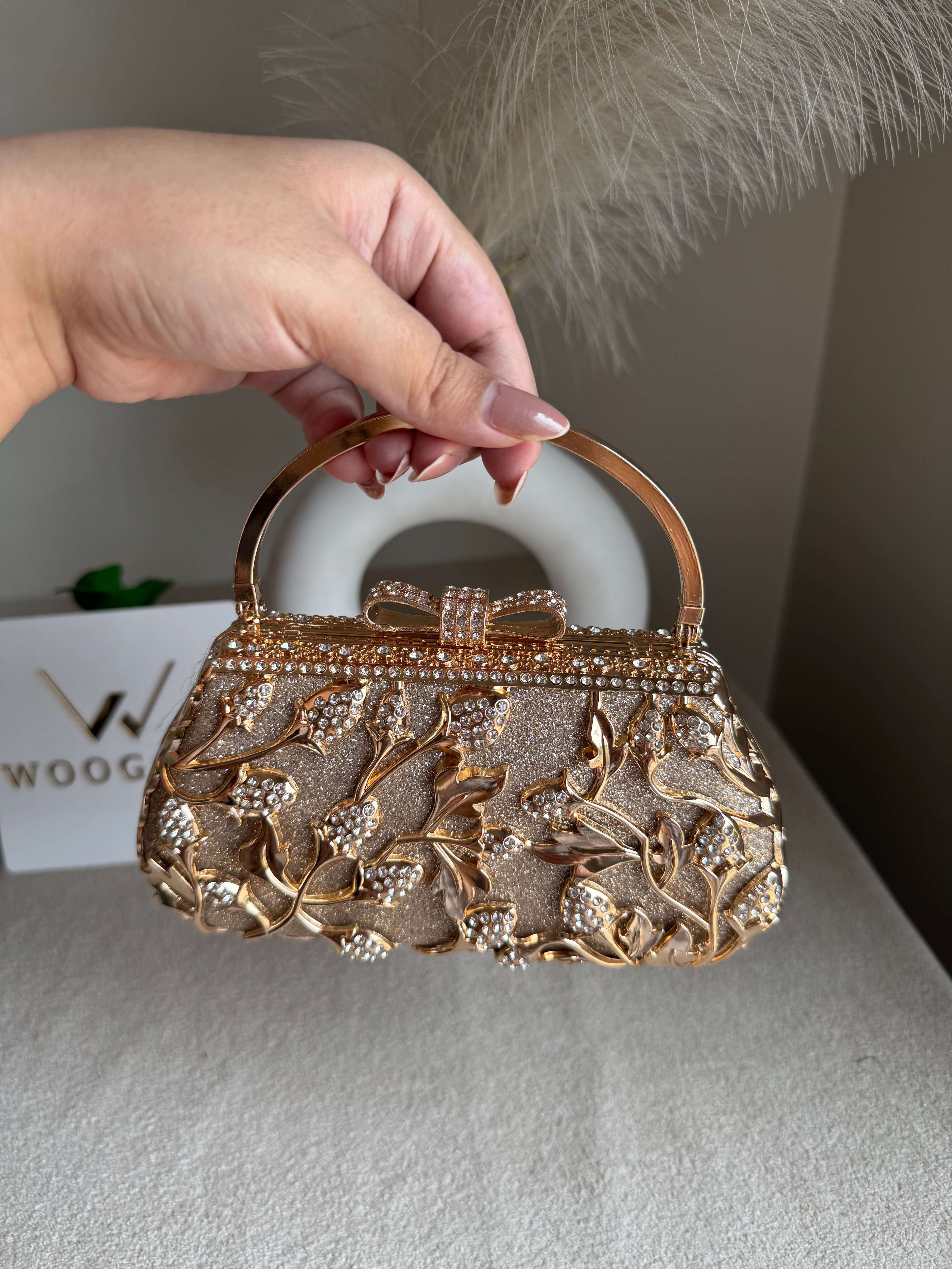 Aria Clutch Metal Clutch Champagne