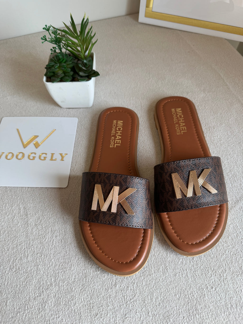 Viral MK Slides - Chocolate Brown