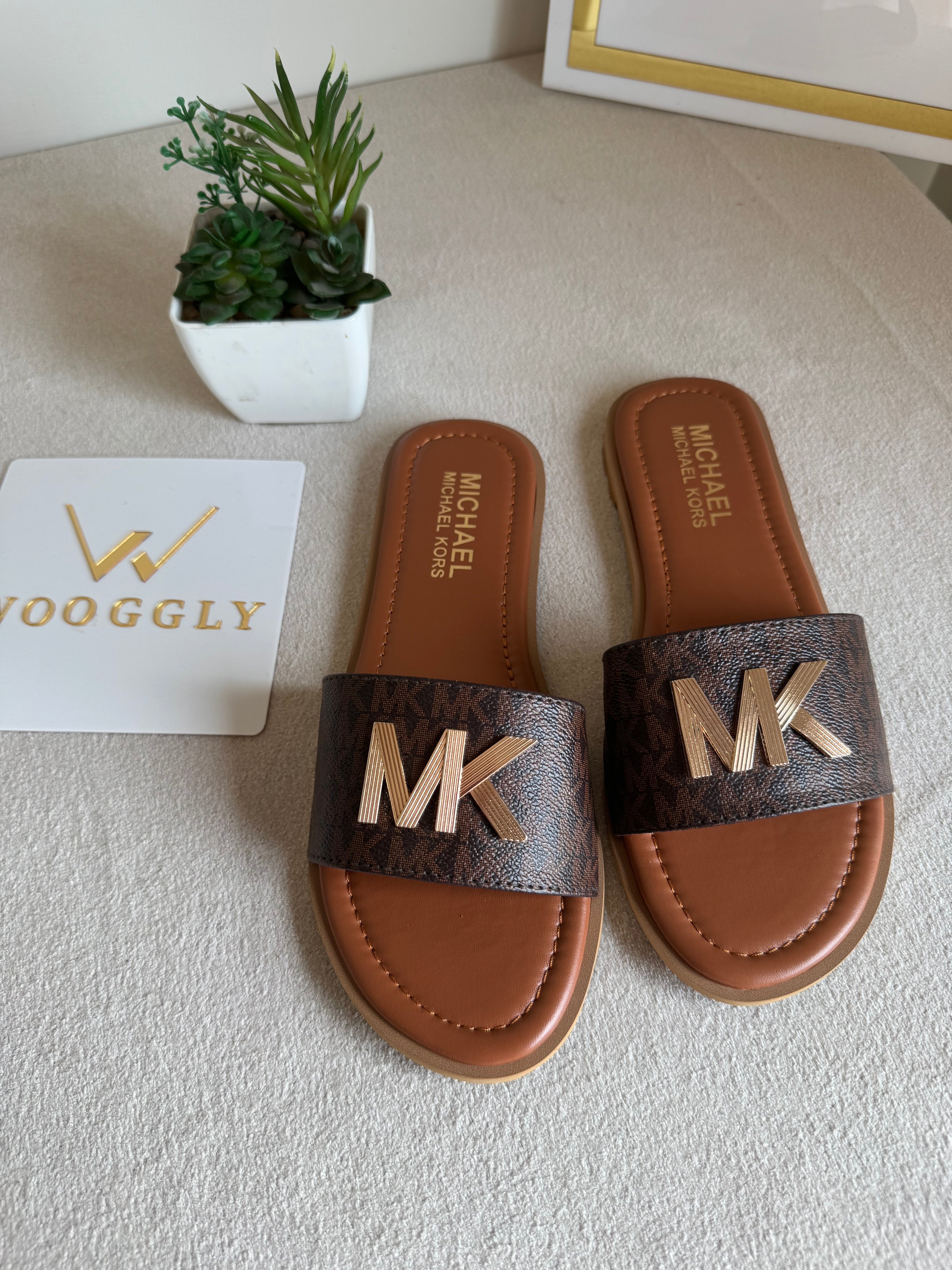 Viral MK Slides - Chocolate Brown