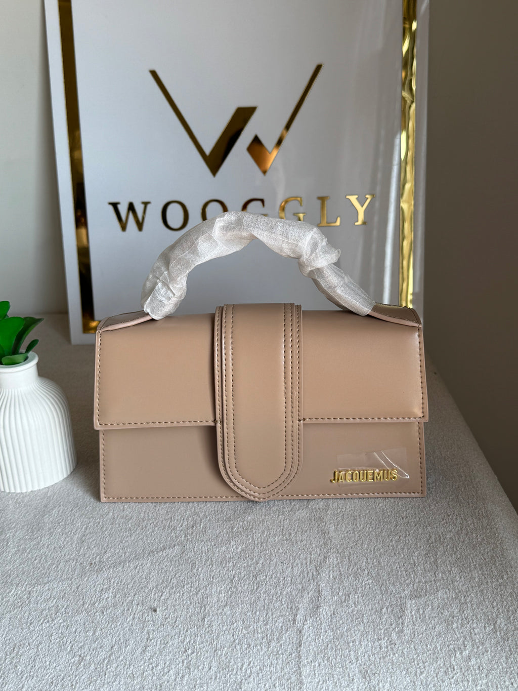 Jacquemus - Medium Bambino (Beige) BOX PACKING