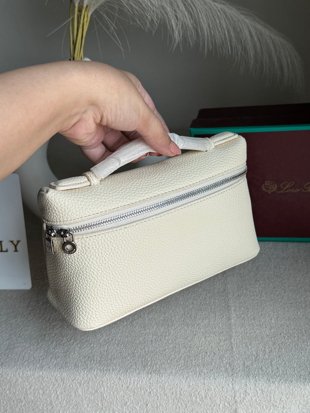 Loro Piana Premium Signature Bag - Cream