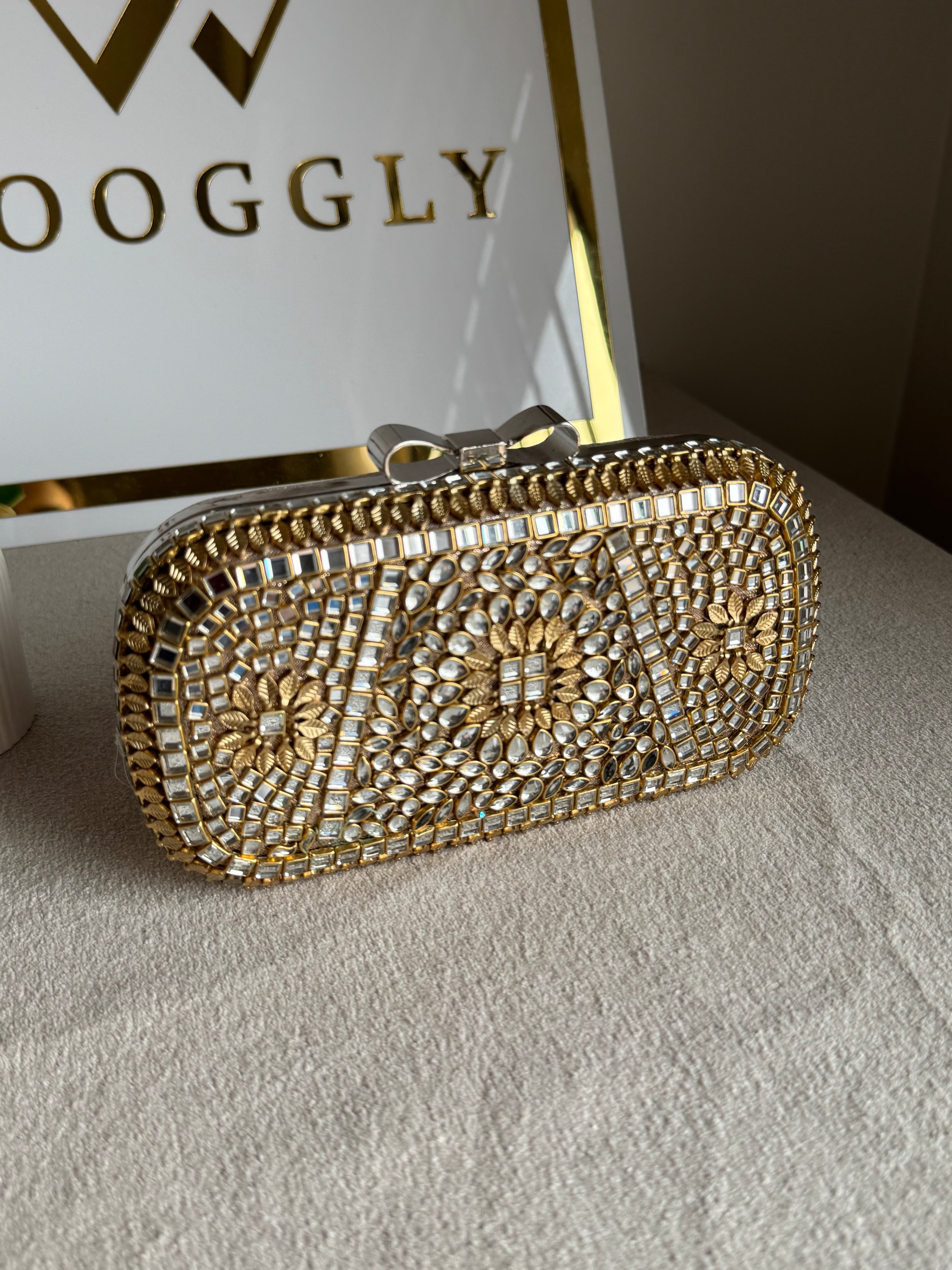 Mahe e Noor Kundan Clutch