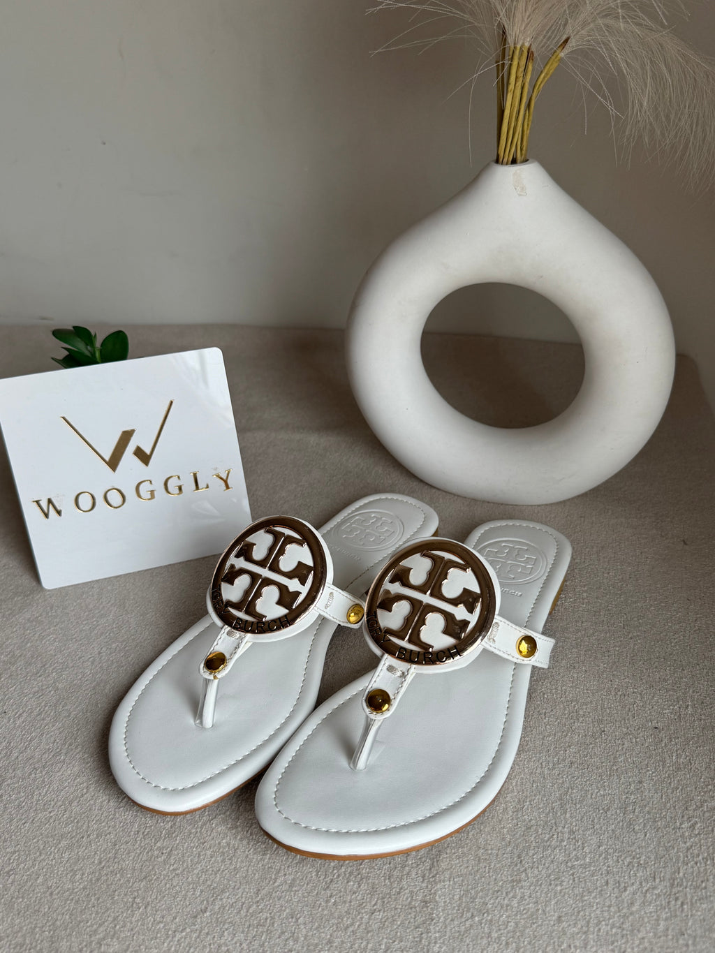 Viral Tory Burch Slides White