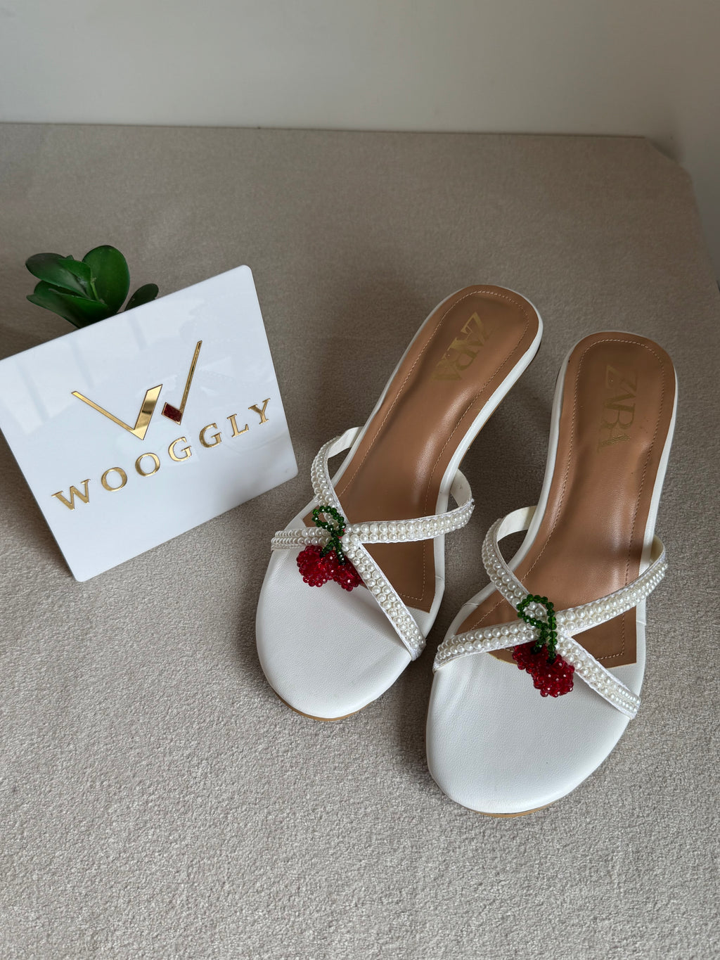 Cute Zara Cherry Heels White