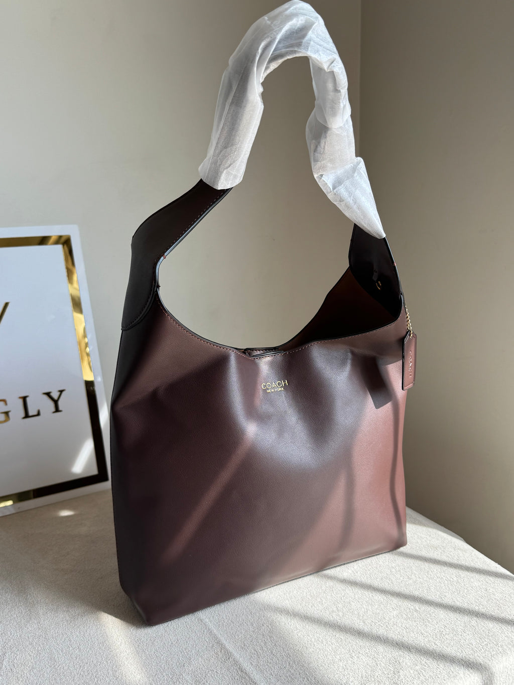 COACH Brooklyn Maroon - MAGNETIC BOX PACKING