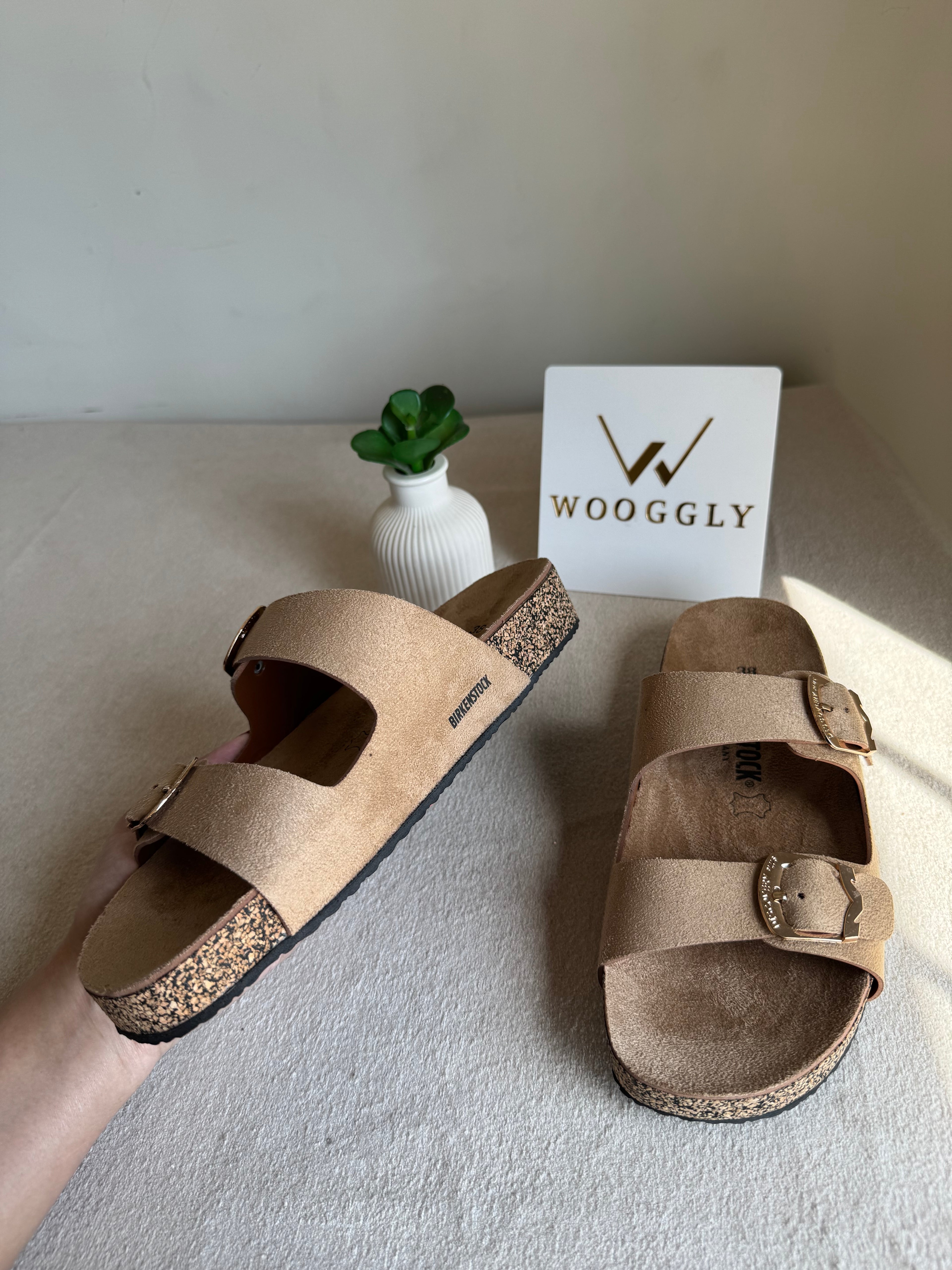 Viral Birkenstock Comfy Sandals - Suede Beige