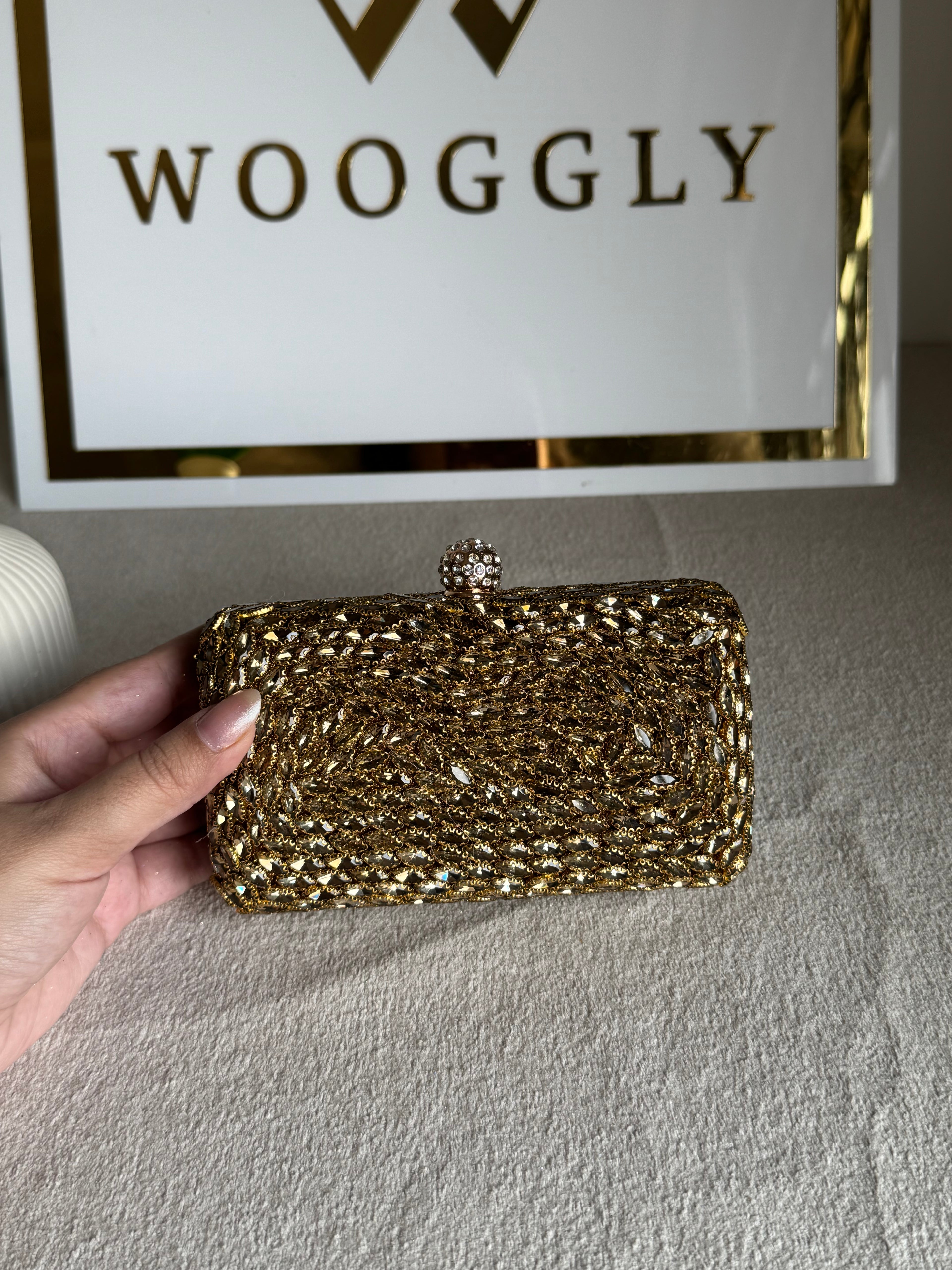 Alyzeh Clutch (Gold)