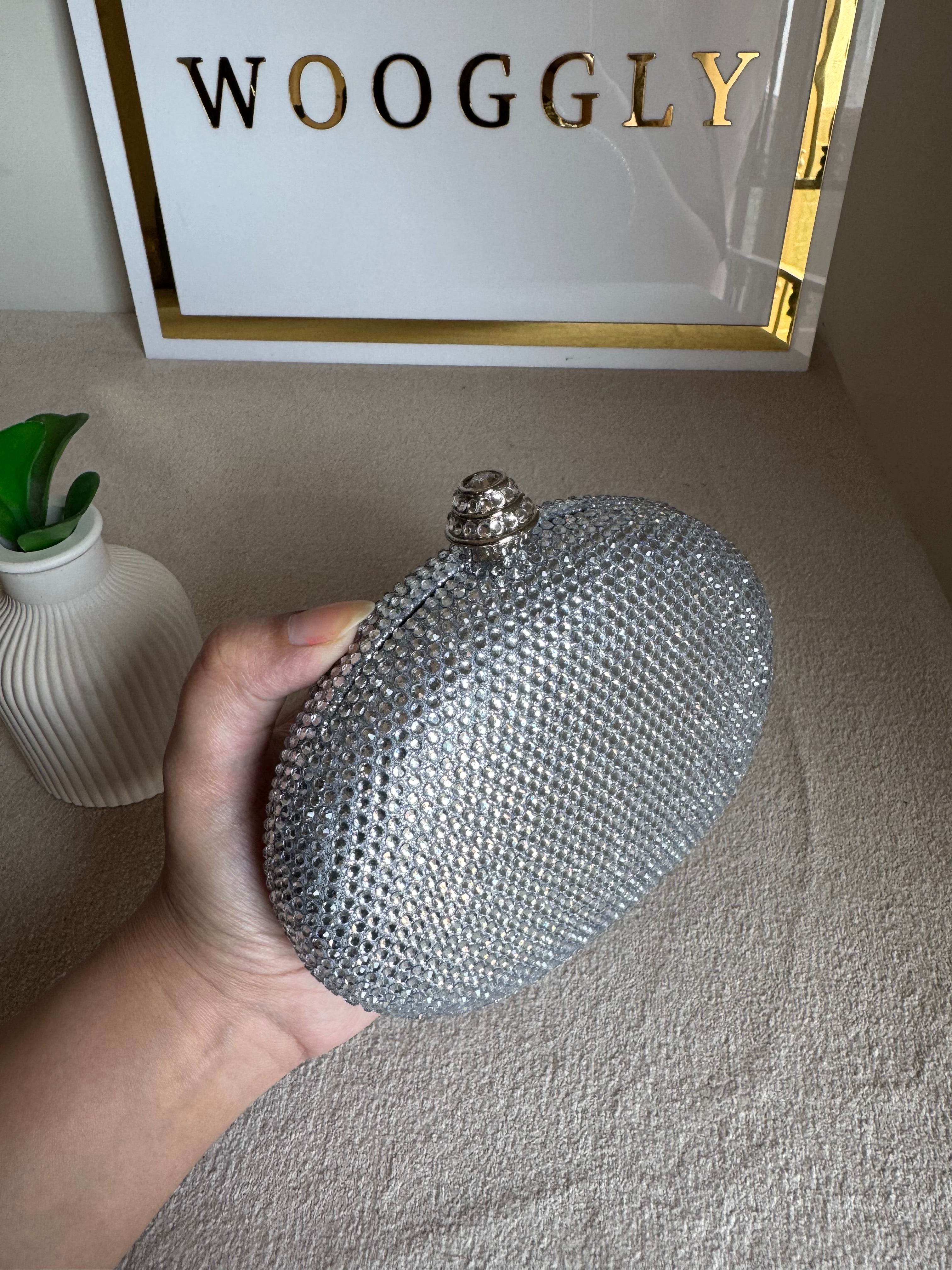 High Quality Luxe Statement Clutch - Silver