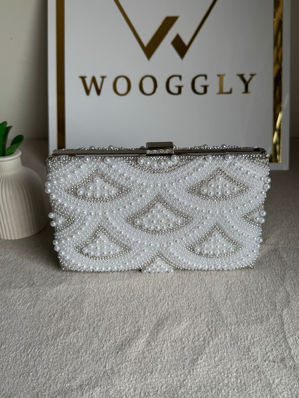 Shanze Pearl Clutch