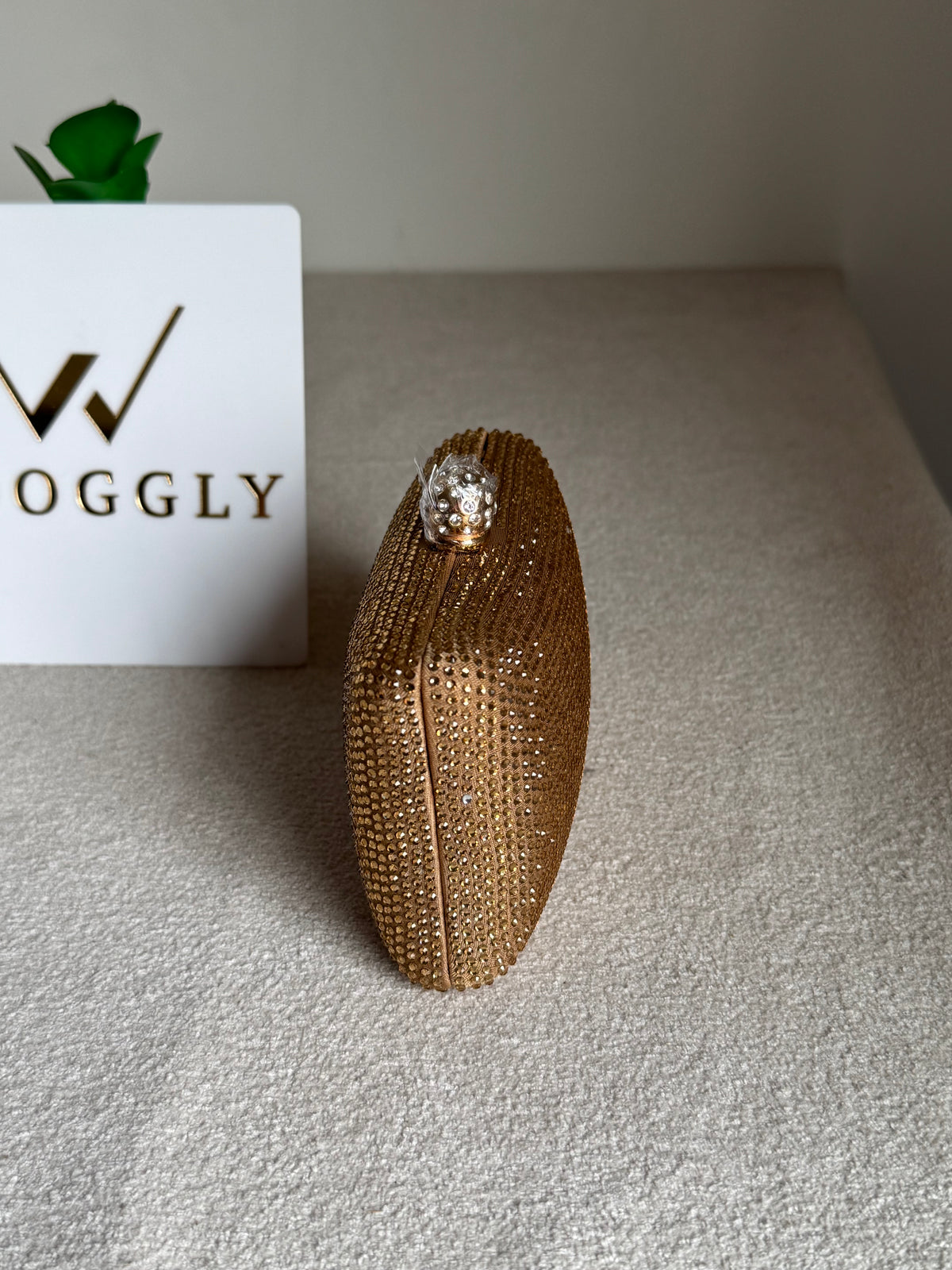 Icon Clutch Champagne