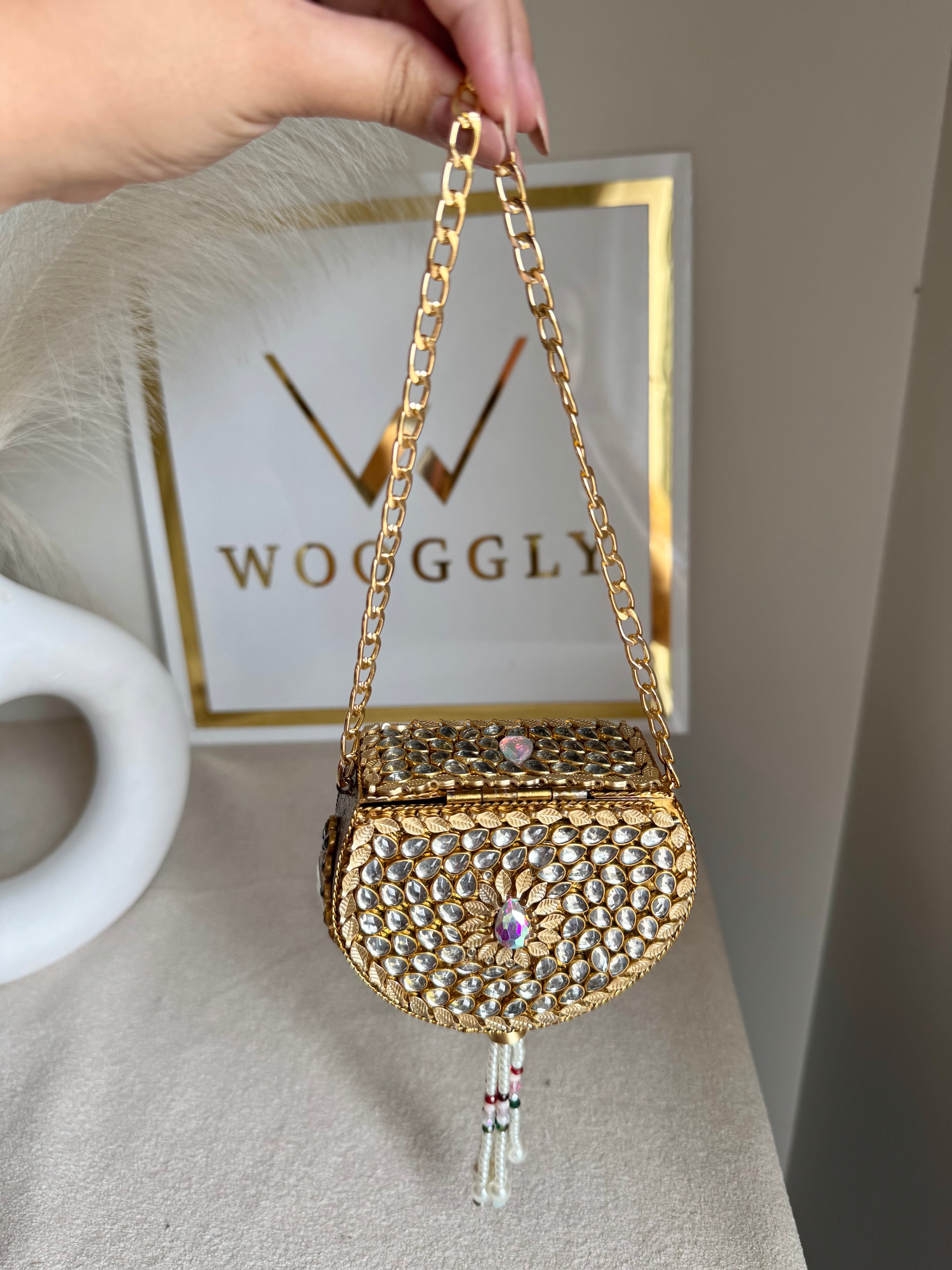 Viral Turkish Clutch - Clear Stone