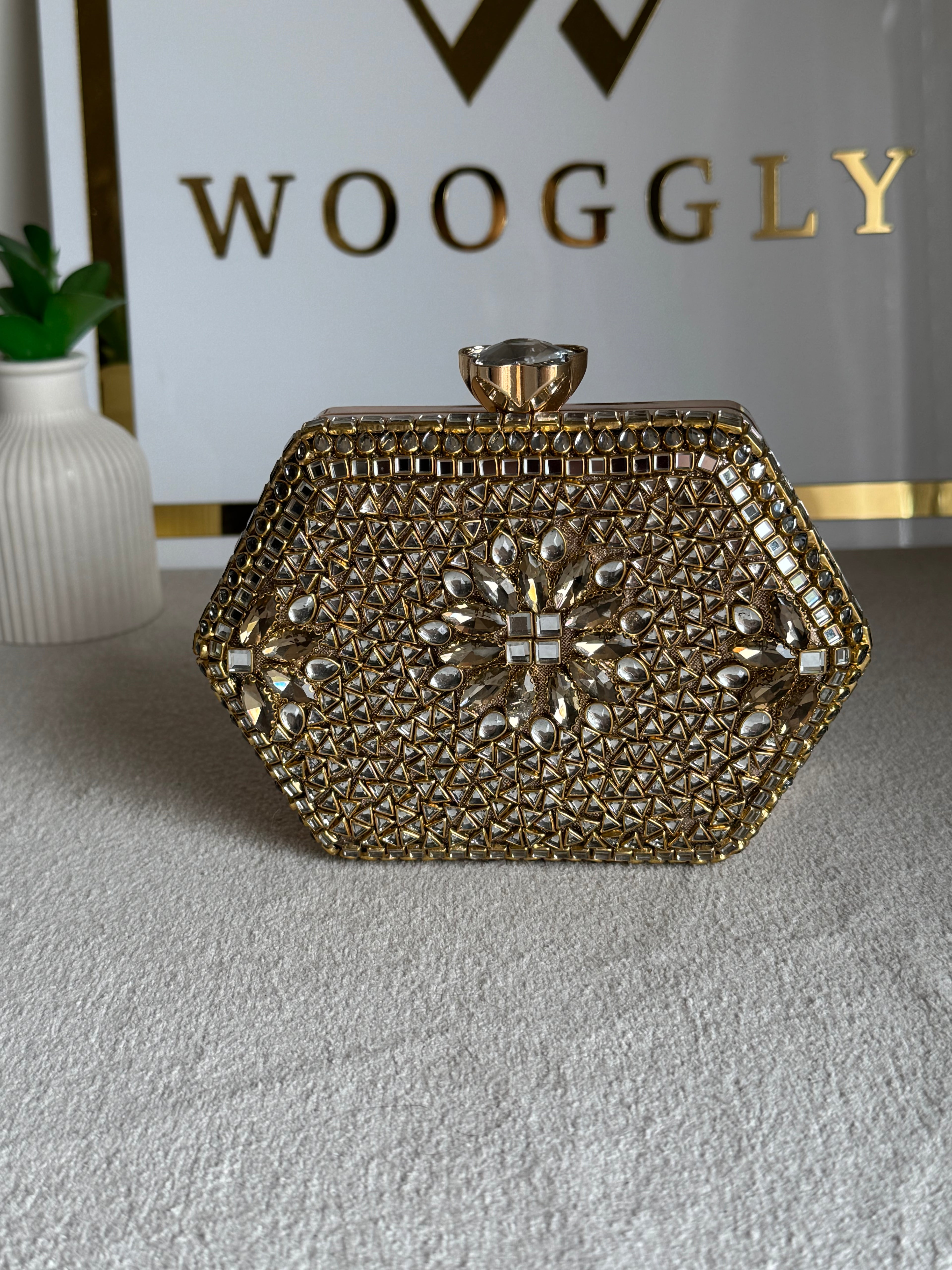 Gulnaar Kundan Clutch - Mirror Stone