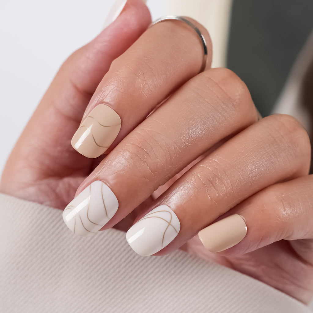 White Marble Press On Nails - 24 Pieces Complete Kit