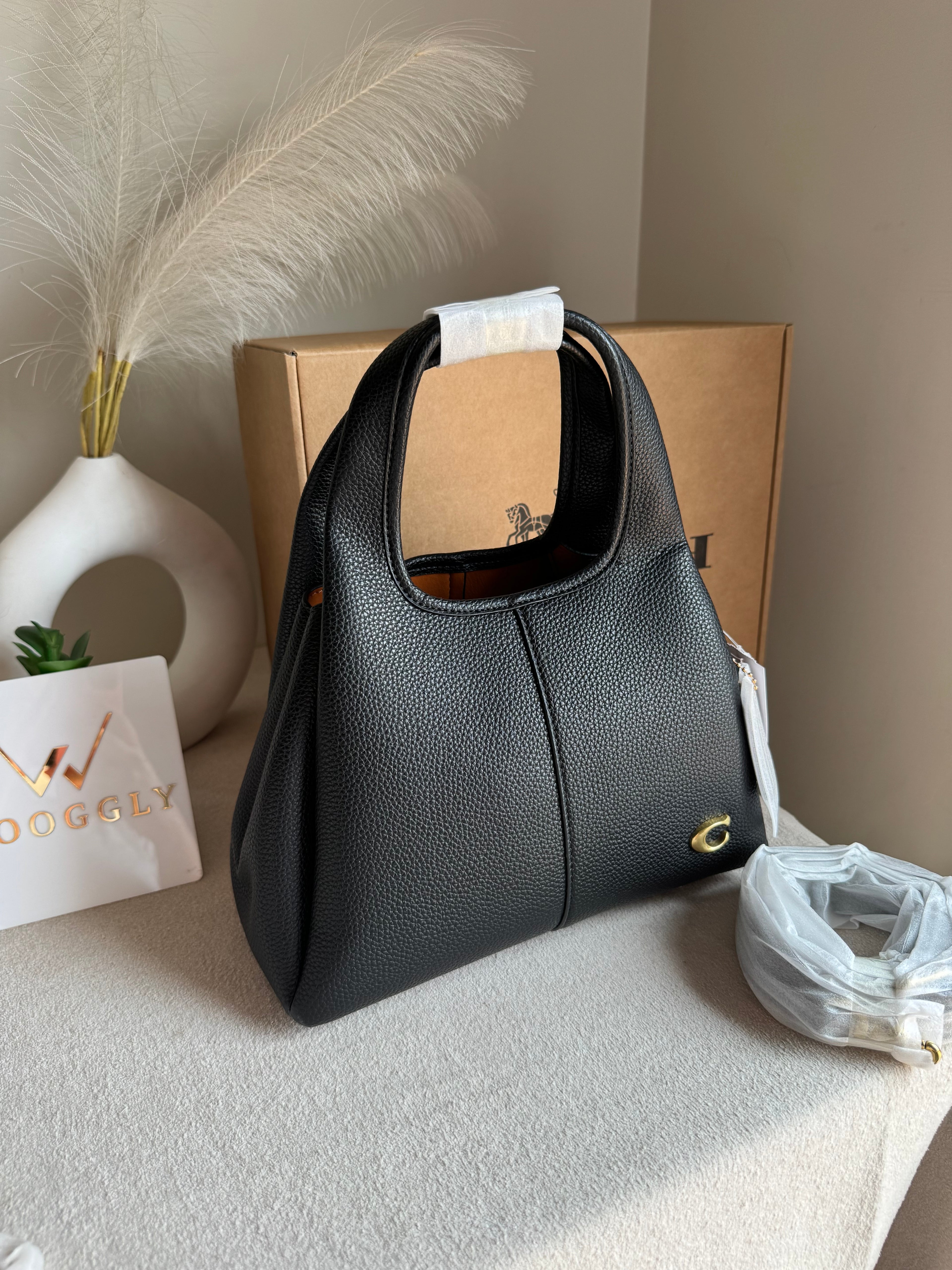 EXTREMELY PREMIUM LANA 23 BLACK - BOX PACKING