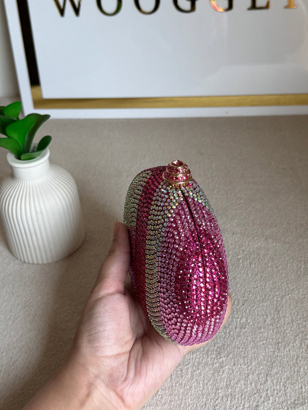 High Quality Luxe Statement Clutch - Pink