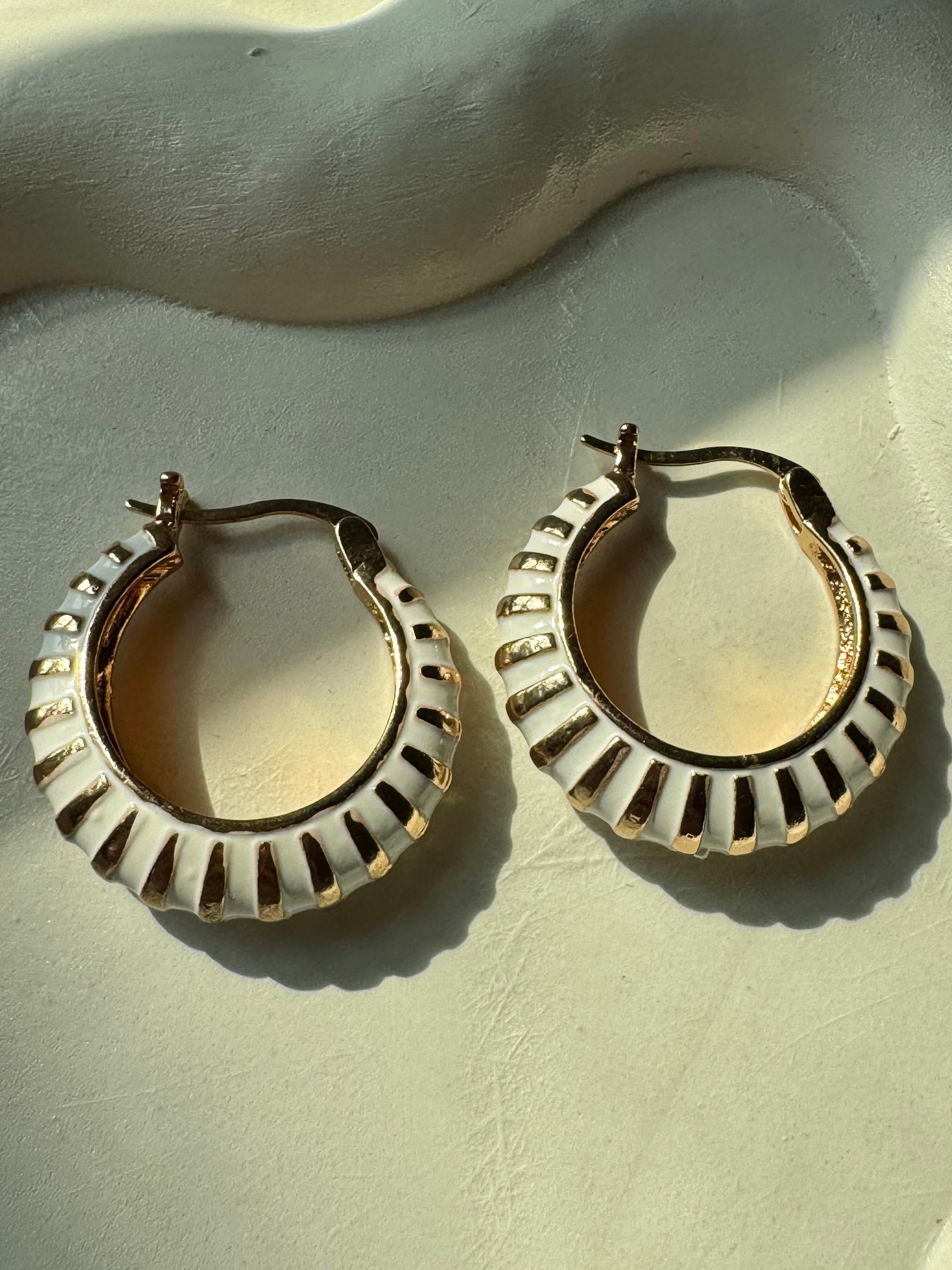 Alexa Hoops - White & Gold
