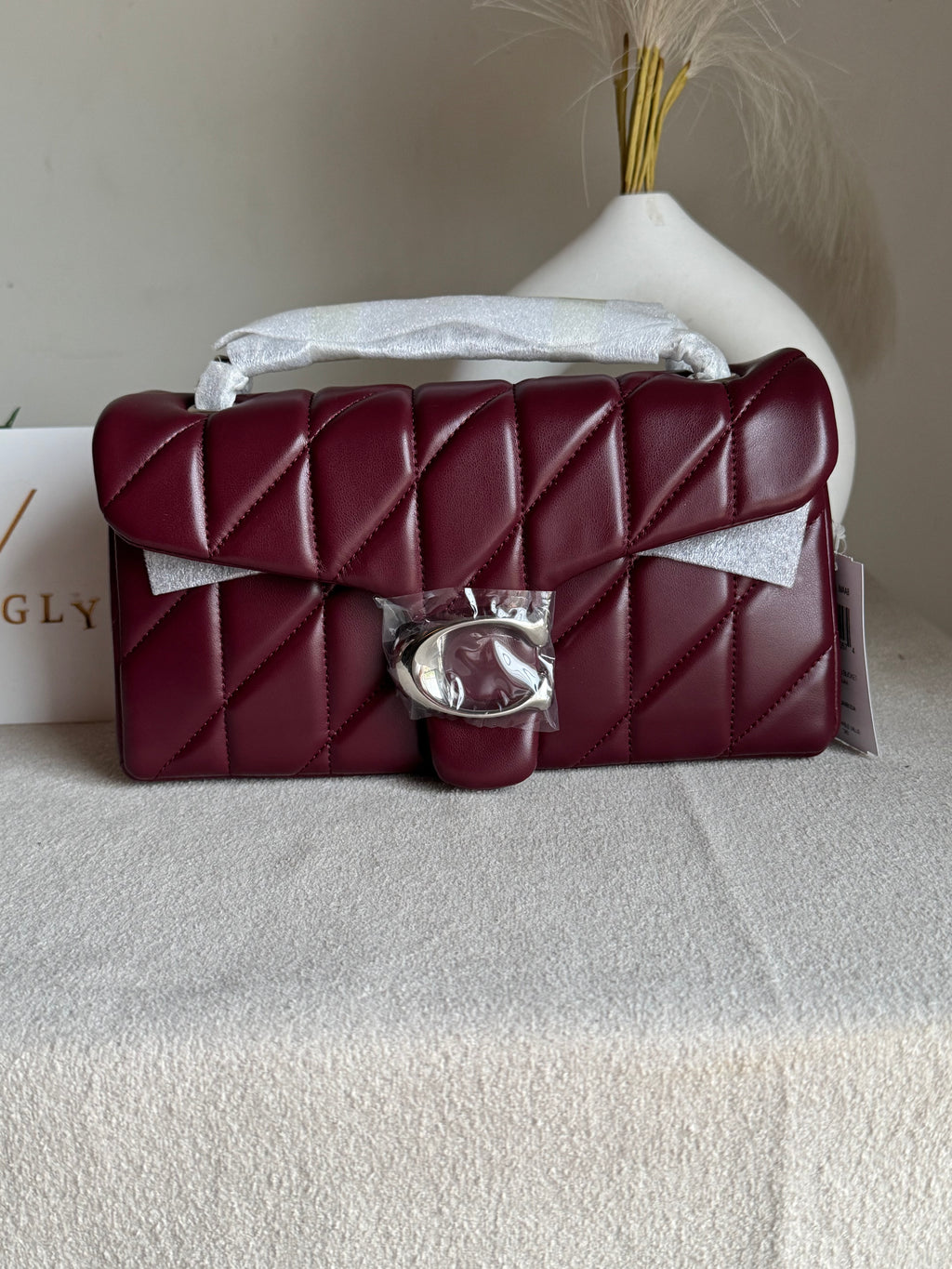 Quilted Tabby 26 EXTREMELY PREMIUM (Burgandy) - BOX PACKING