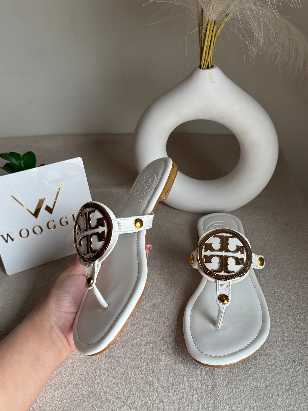 Viral Tory Burch Slides White