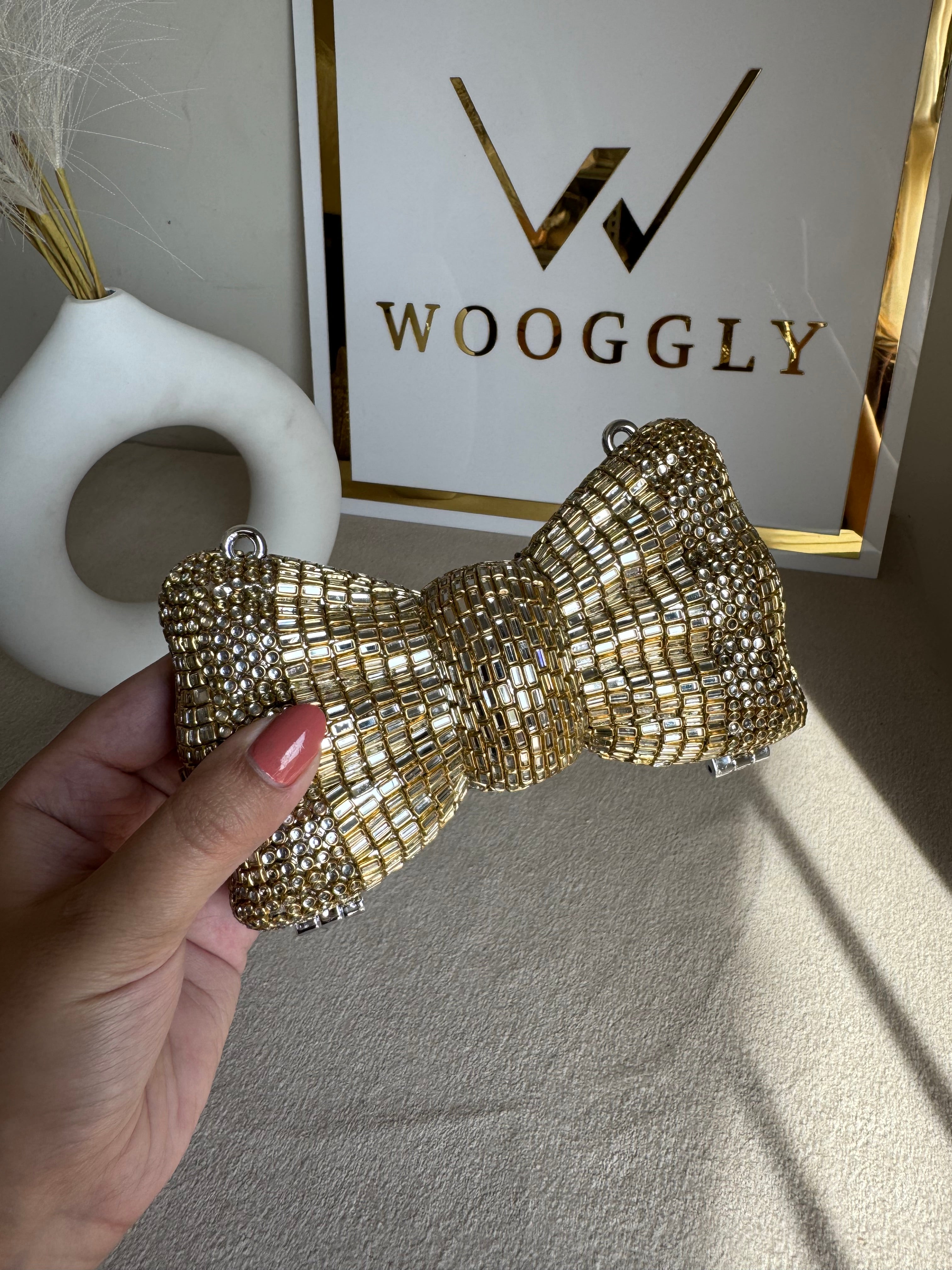 Kundan Bow Clutch - Gold with Chain