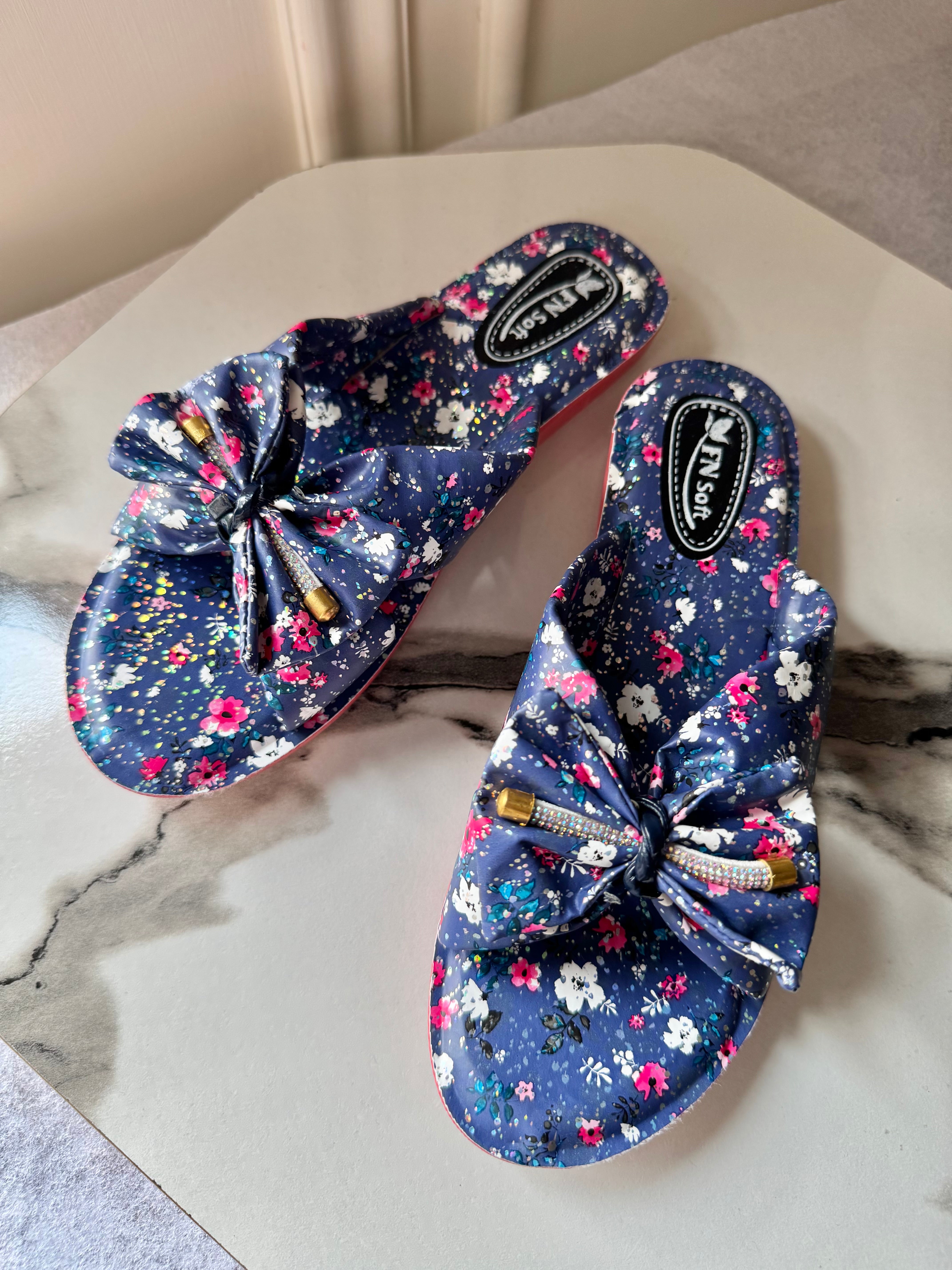 Soft Floral Fantasy Slides - Blue