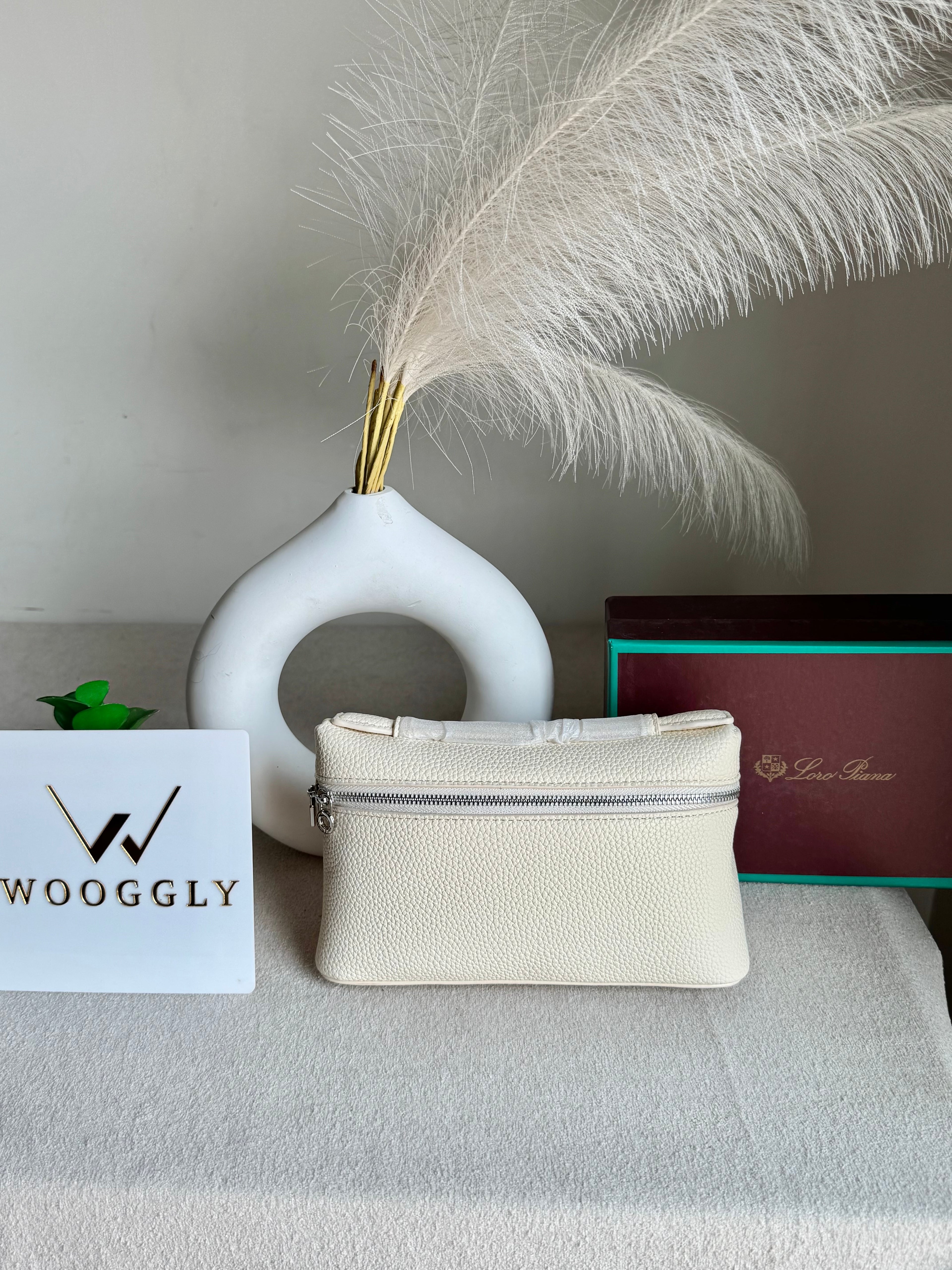 Loro Piana Premium Signature Bag - Cream