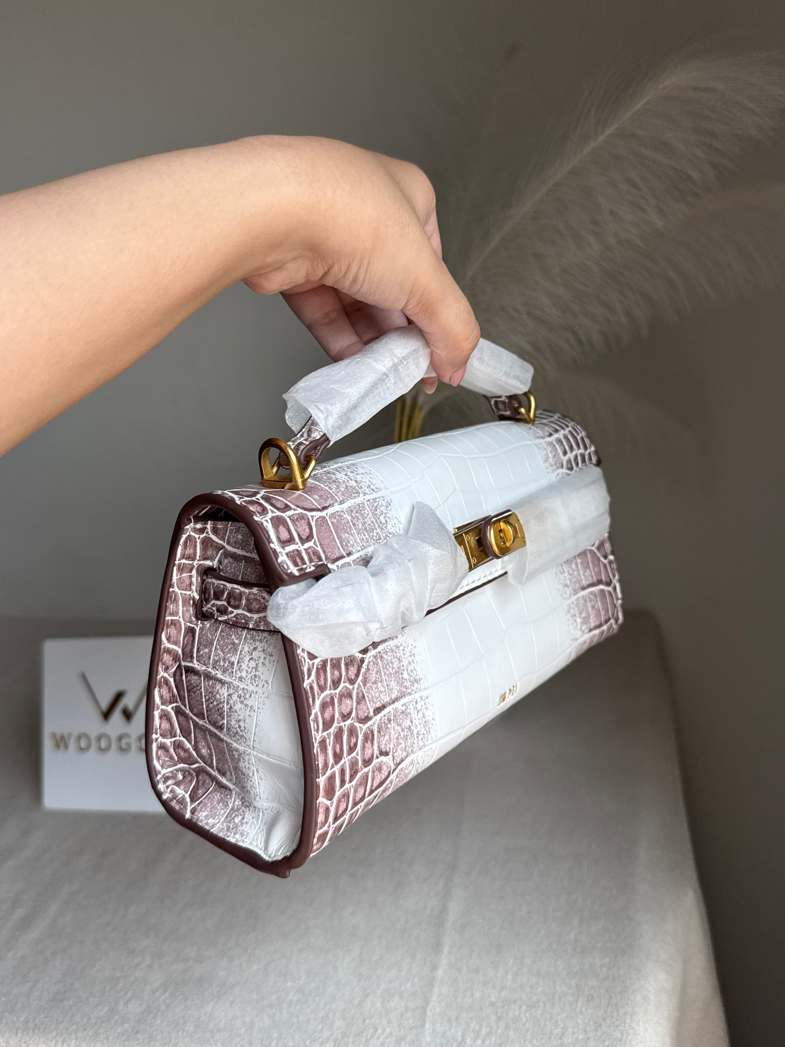 Noor Top Handle Bag - Leather White & Burgandy
