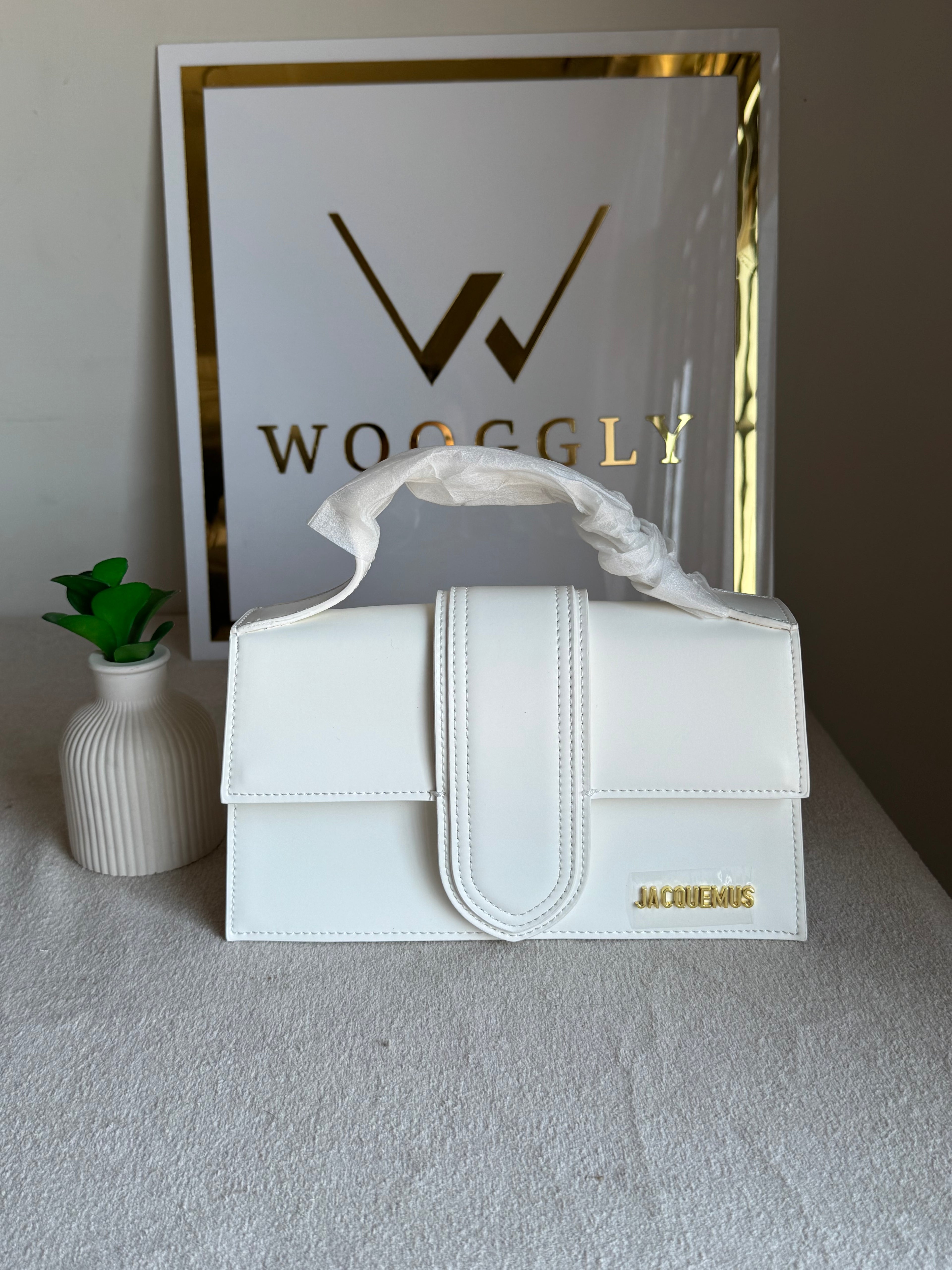 Jacquemus - Medium Bambino (White) BOX PACKING