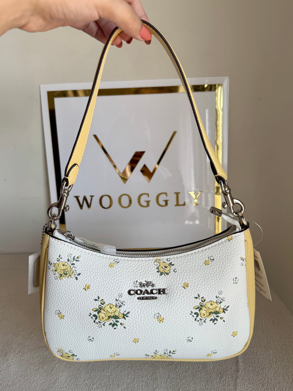 COACH TERI PREMIUM (Viral Butter Yellow) - MAGNETIC BOX PACKING