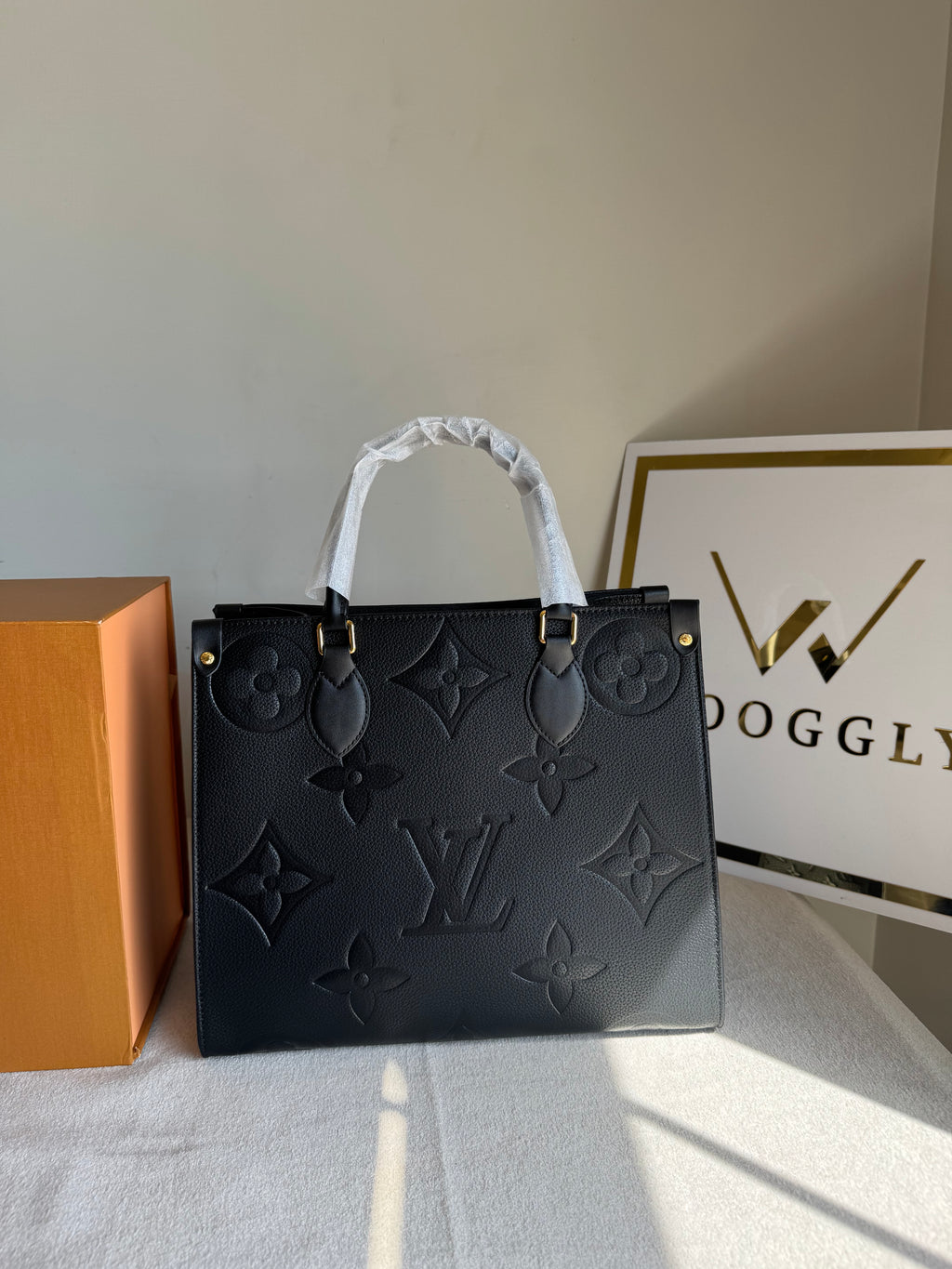 LV On The Go Tote Bag - Black (BOX PACKING)