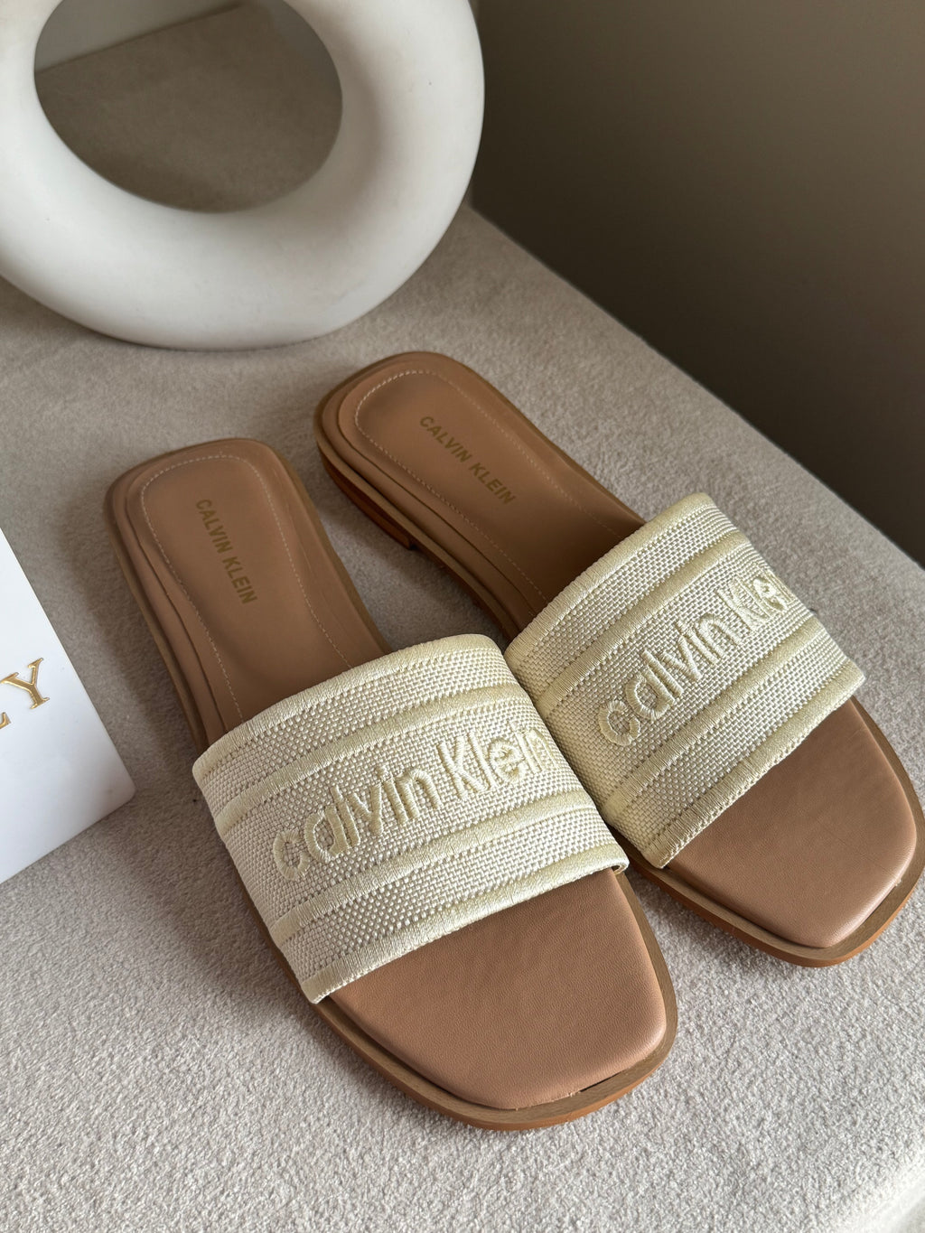 Chic CK Slides - Beige & Cream