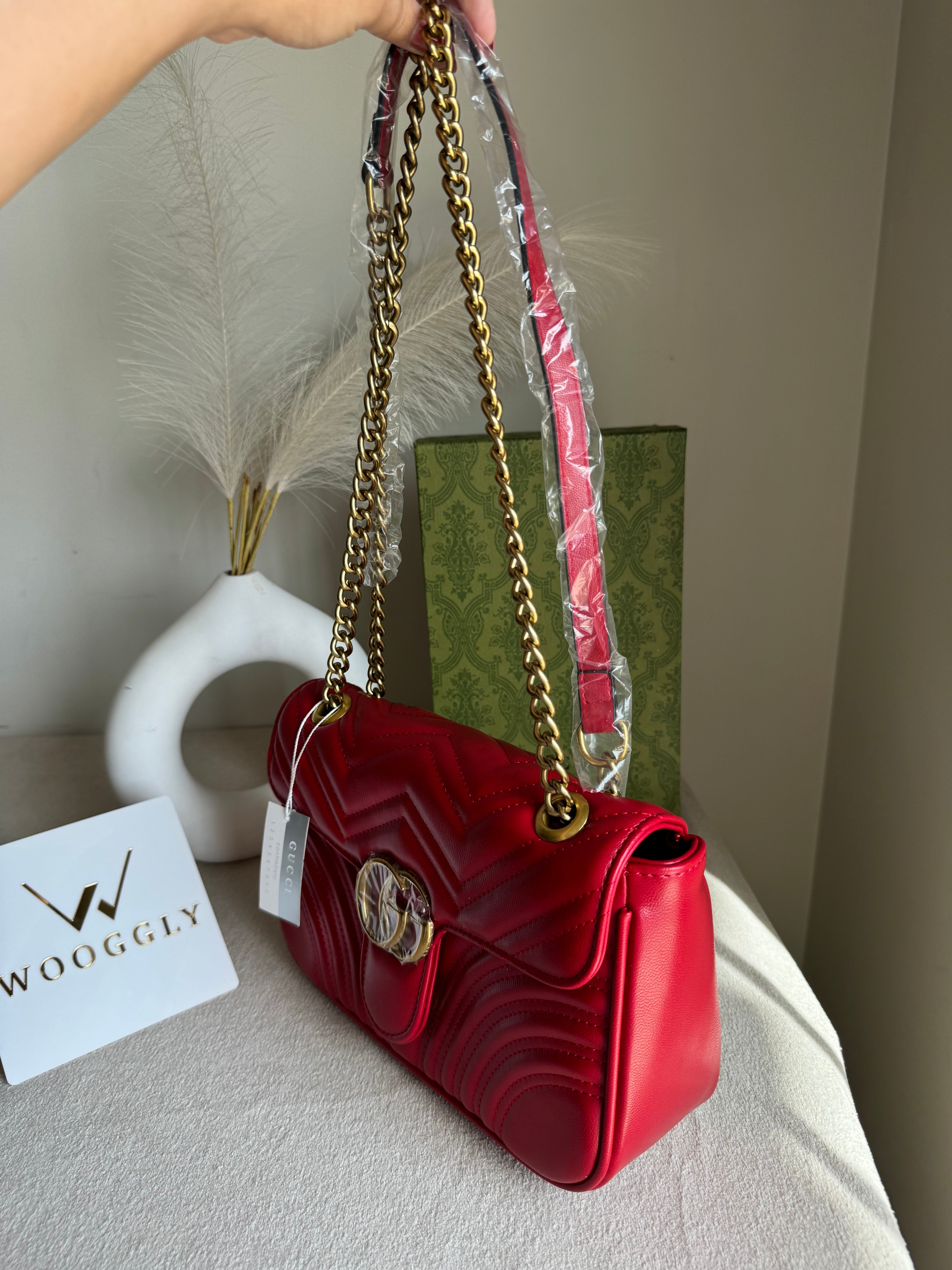 Gucci Signature Bag MEDIUM - Red with Box Packing