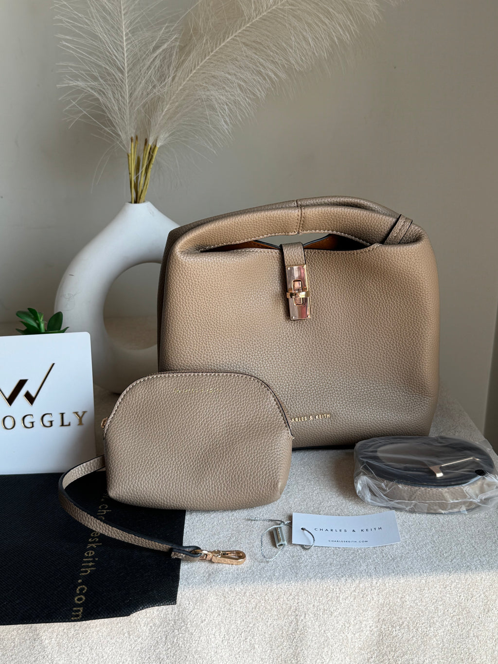 Premium C & K Bucket Bag with Small Pouch & PROPER PACKING Beige